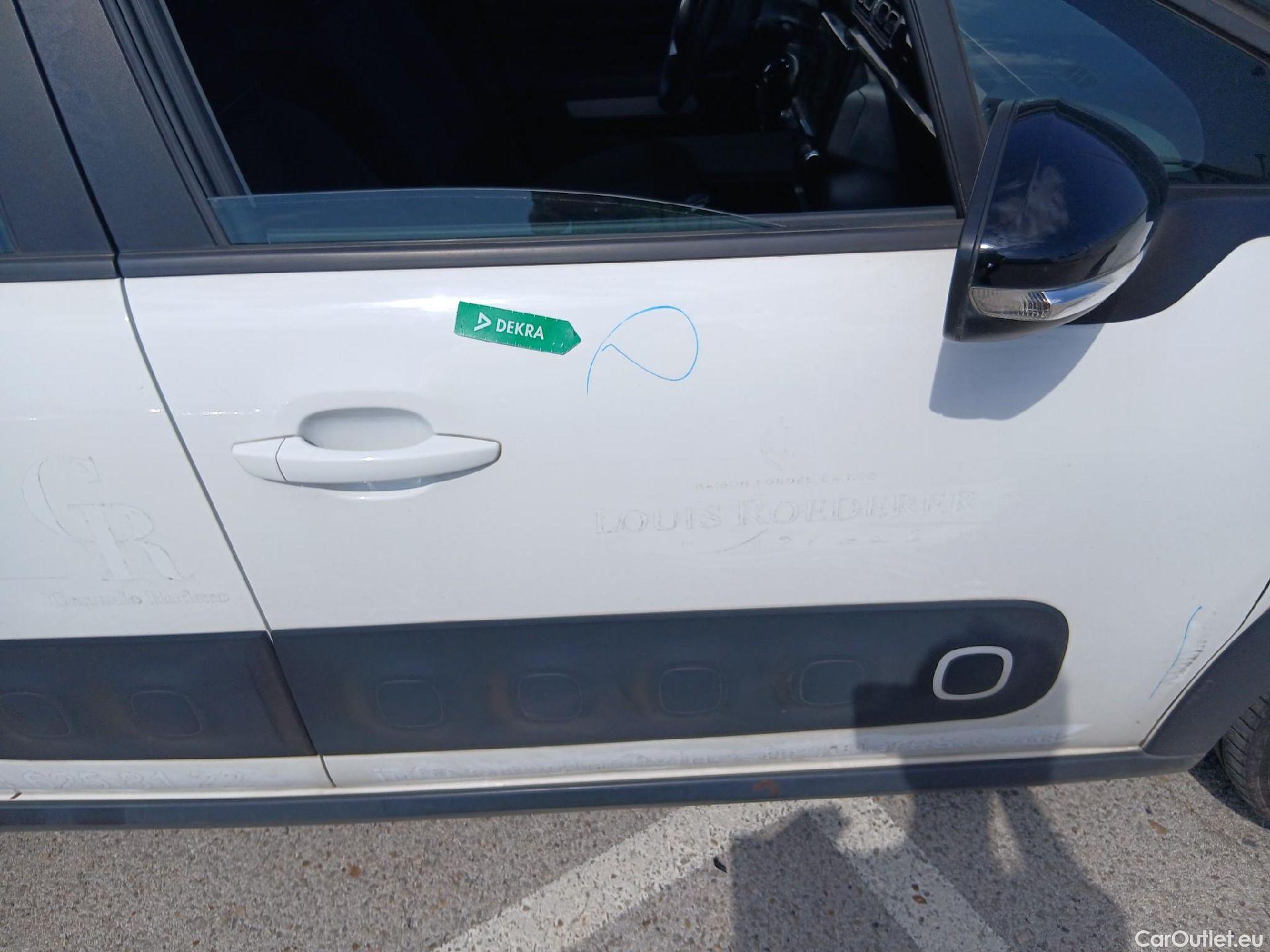  Citroen  C3 CITROEN  / 2016 / 5P / berlina con portón PureTech 60KW (82CV) FEEL (CX) #42