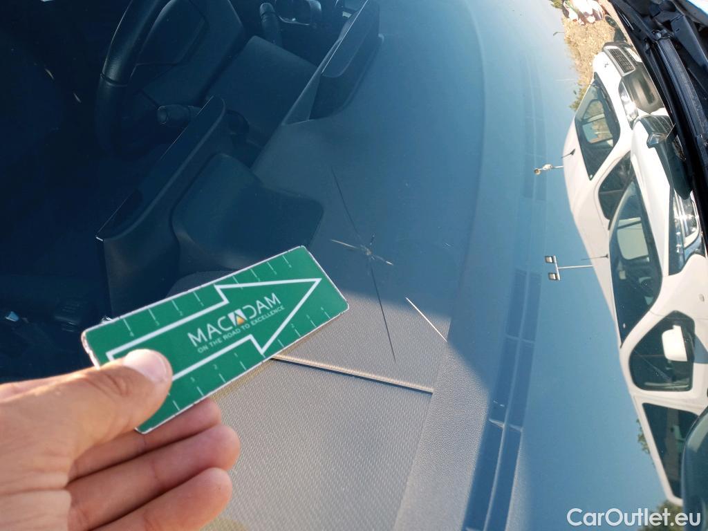  Citroen  C4 Cactus CITROEN  / 2018 / 5P / berlina con portón BlueHDi 100 S&S Feel #1