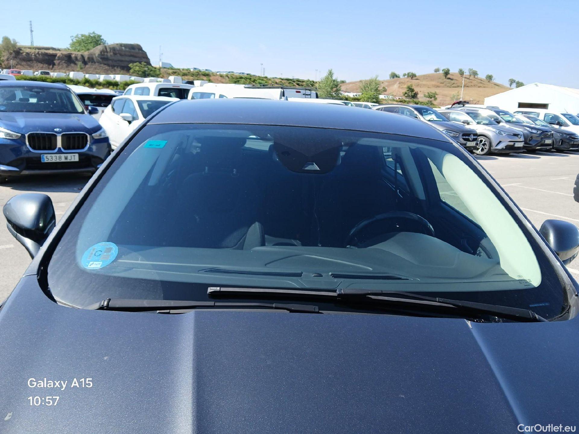  Ford  Mondeo FORD  / 2014 / 5P / berlina con portón 2.0 TDCi 110kW (150CV) Titanium #14