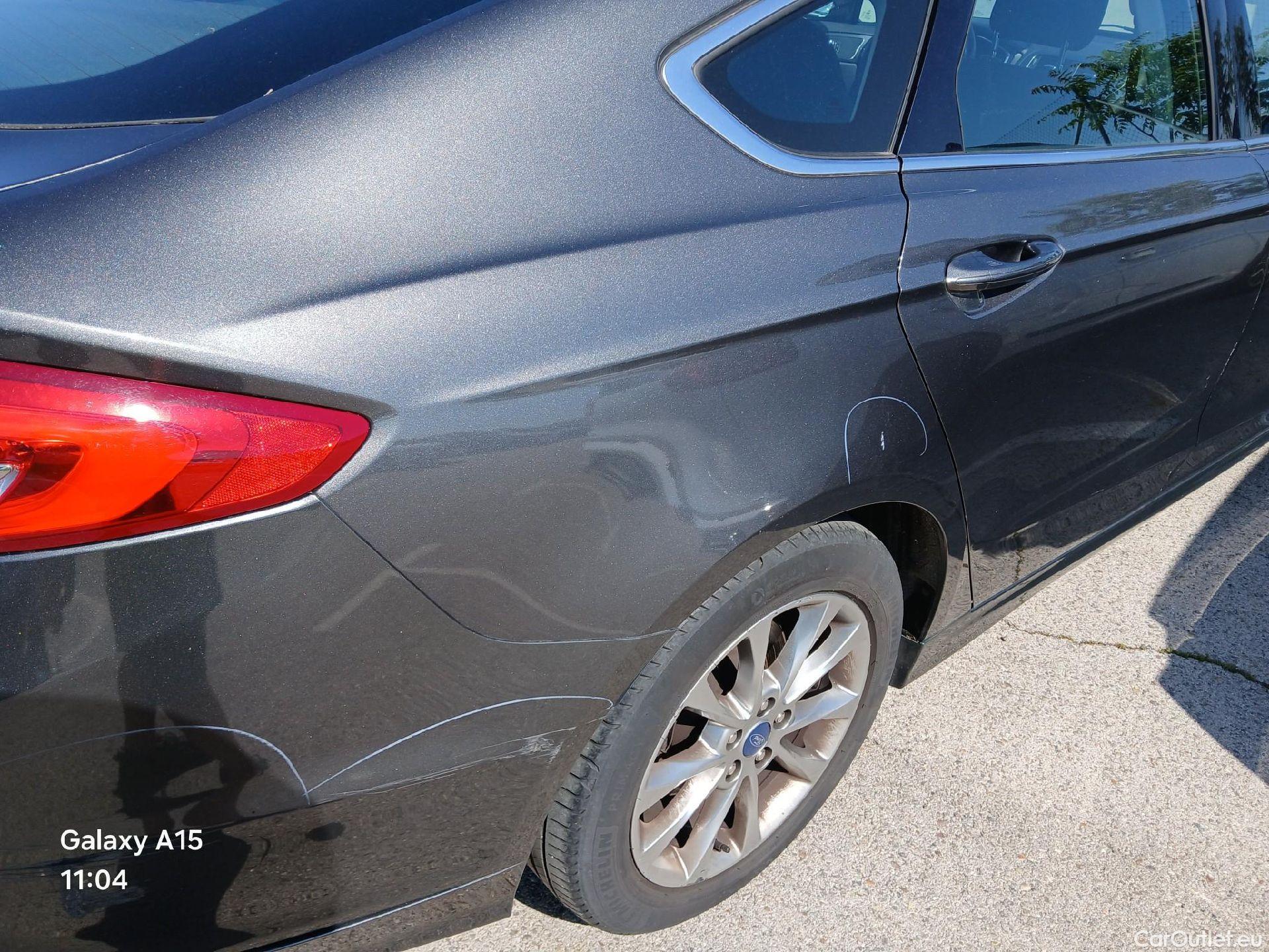  Ford  Mondeo FORD  / 2014 / 5P / berlina con portón 2.0 TDCi 110kW (150CV) Titanium #40
