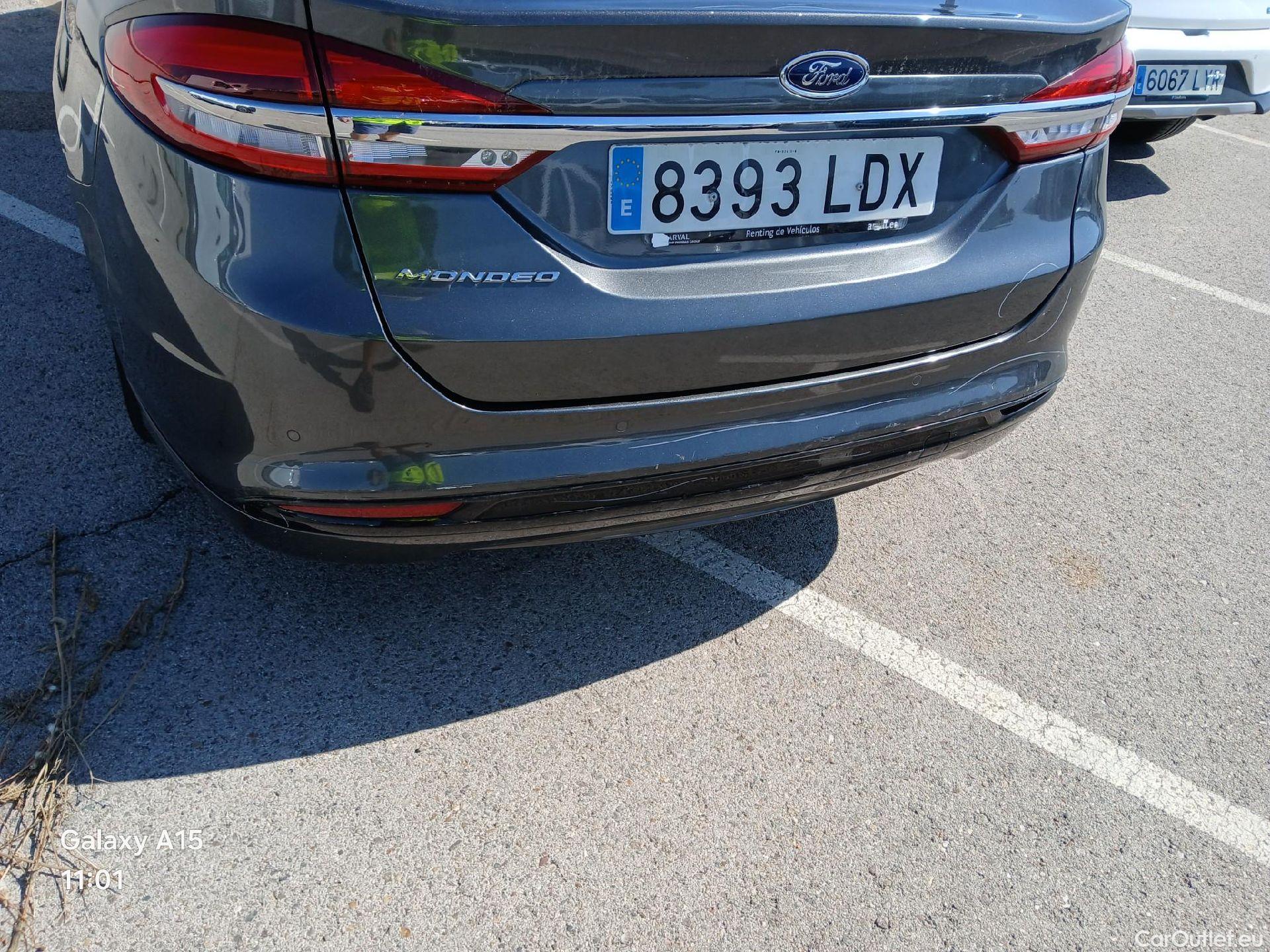  Ford  Mondeo FORD  / 2014 / 5P / berlina con portón 2.0 TDCi 110kW (150CV) Titanium #30