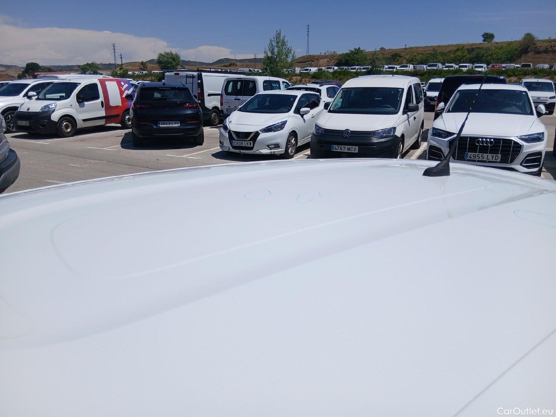  Citroen  C3 CITROEN  / 2020 / 5P / berlina con portón PureTech 60KW (83CV) Feel Pack #14