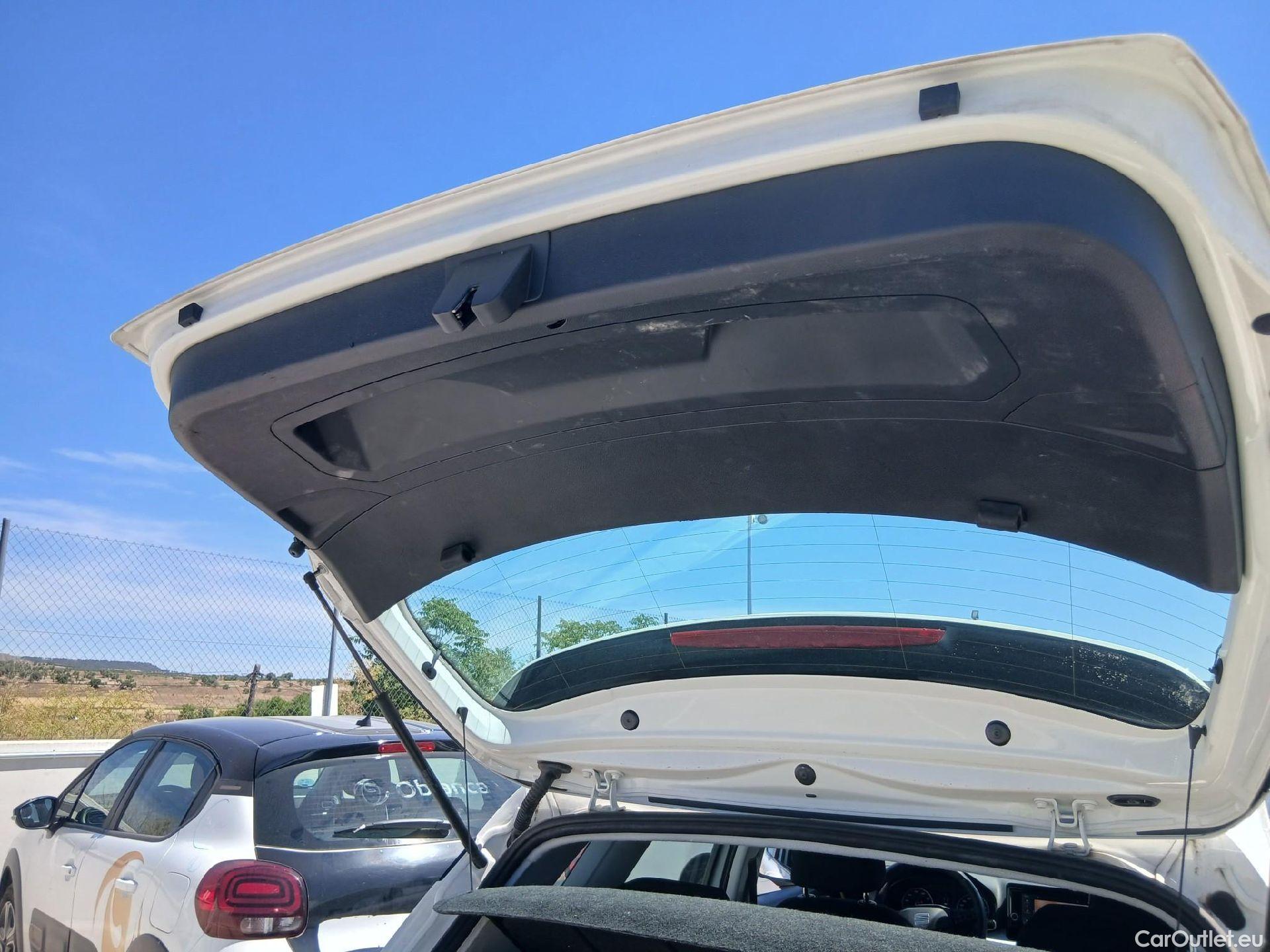  Seat  Arona SEAT  / 2021 / 5P / todoterreno 1.0 TSI 70kW (95CV) Reference #39
