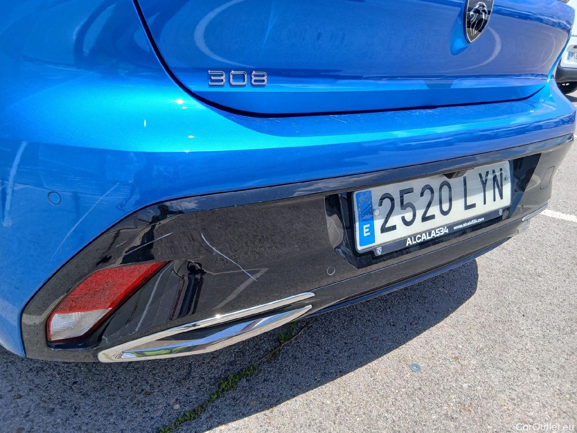  Peugeot  308 PEUGEOT  / 2021 / 5P / berlina con portón 5P Allure Pack BlueHDi 130 S&S MAN #17