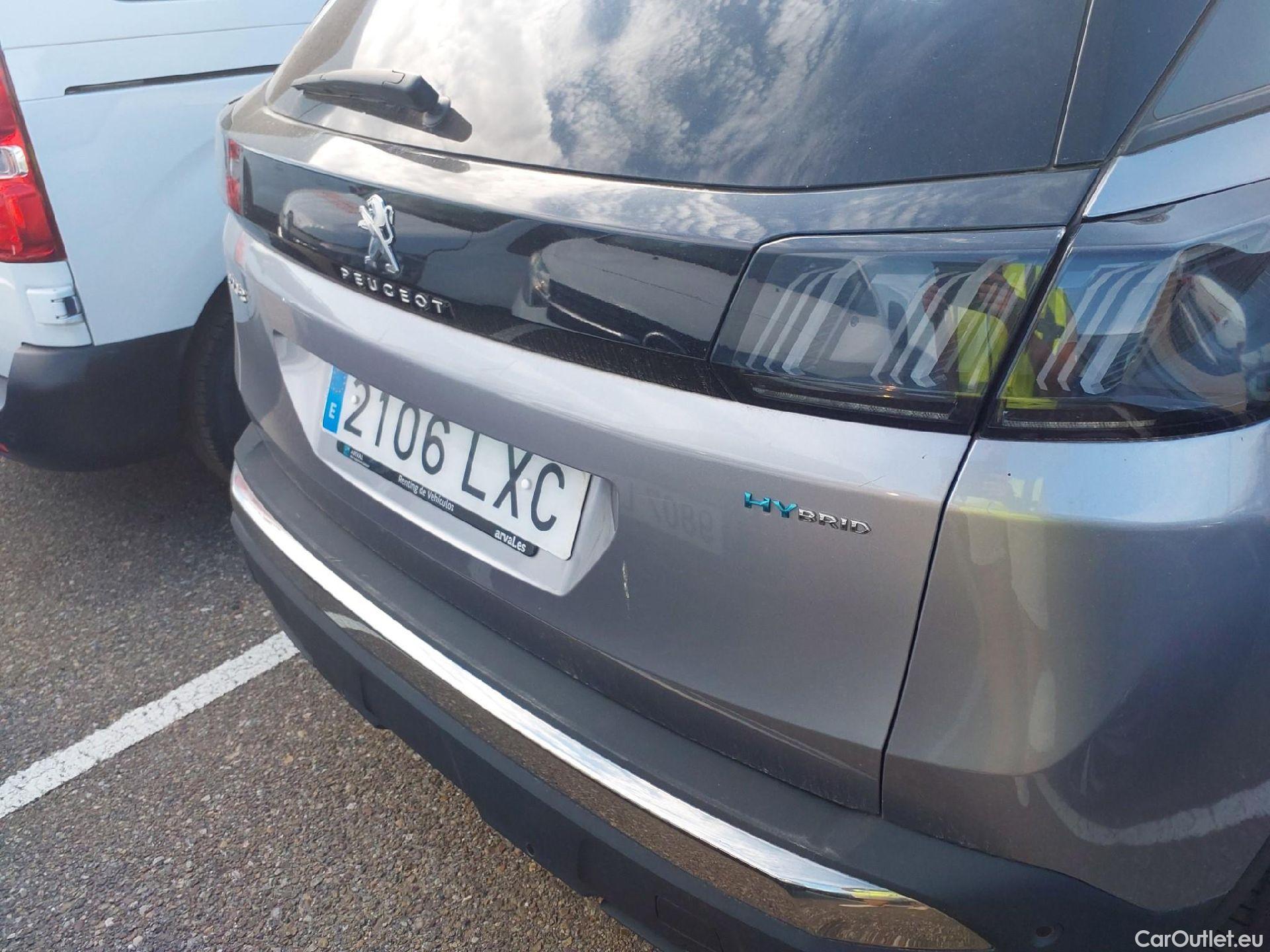  Peugeot  3008 PEUGEOT  Hybrid / 2020 / 5P / todoterreno 225 e-EAT8 Allure Pack #13