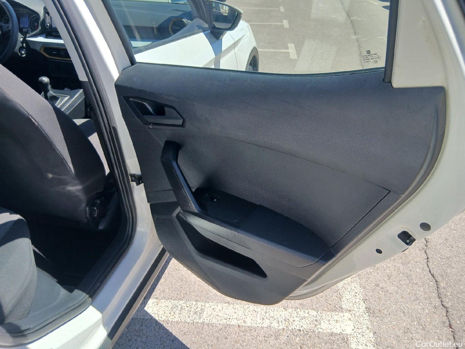  Seat  Arona SEAT  / 2021 / 5P / todoterreno 1.0 TSI 70kW (95CV) Reference #32