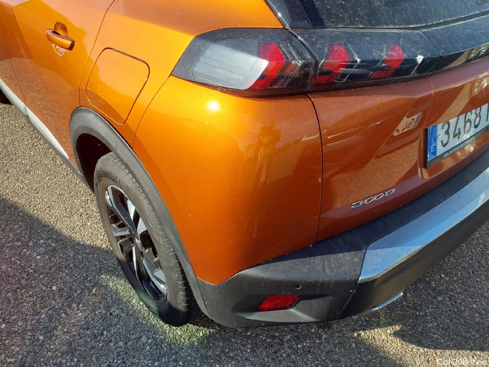  Peugeot  2008  Allure 1.2 PureTech 130CV MT6 E6d #17