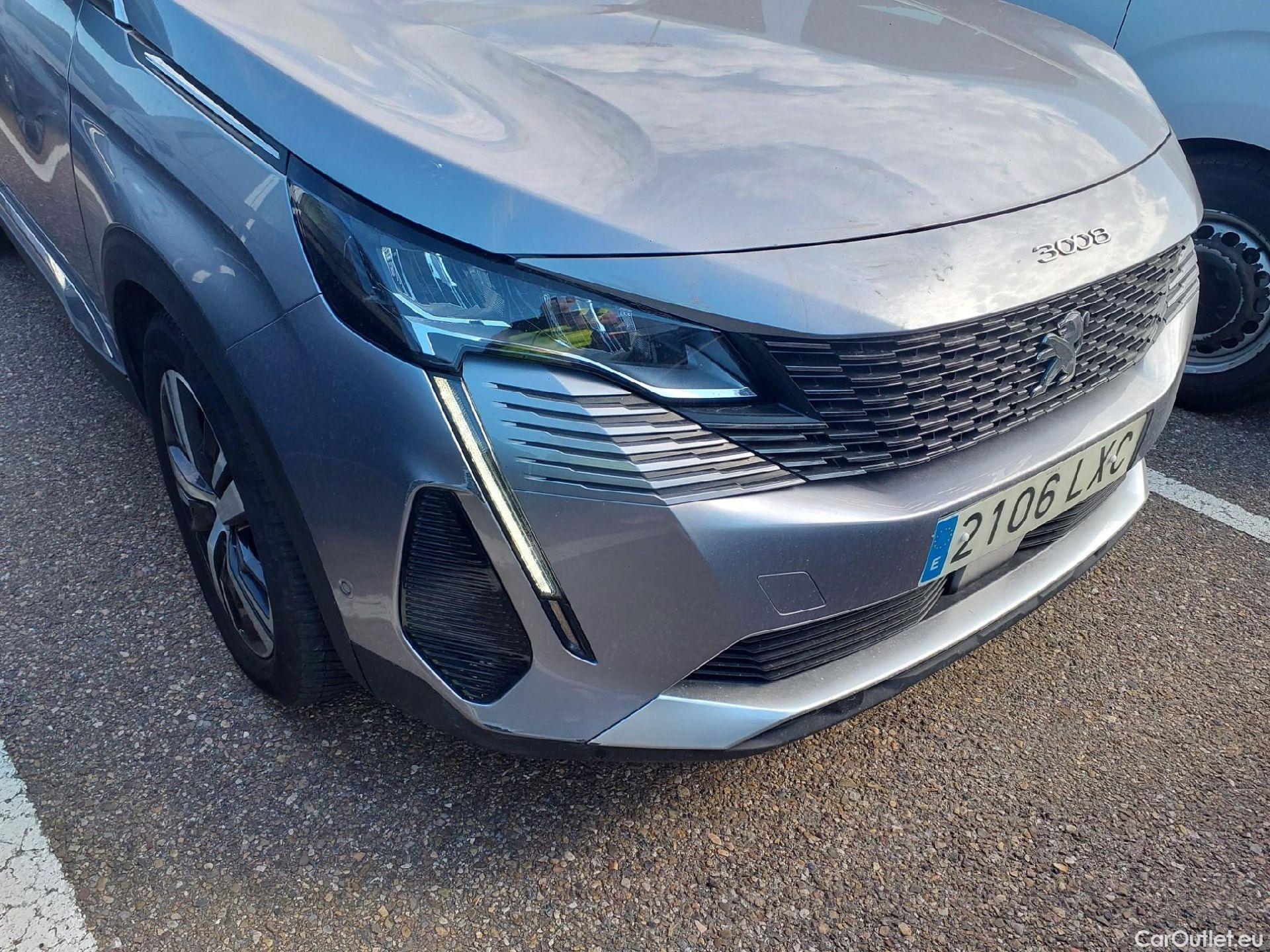  Peugeot  3008 PEUGEOT  Hybrid / 2020 / 5P / todoterreno 225 e-EAT8 Allure Pack #21