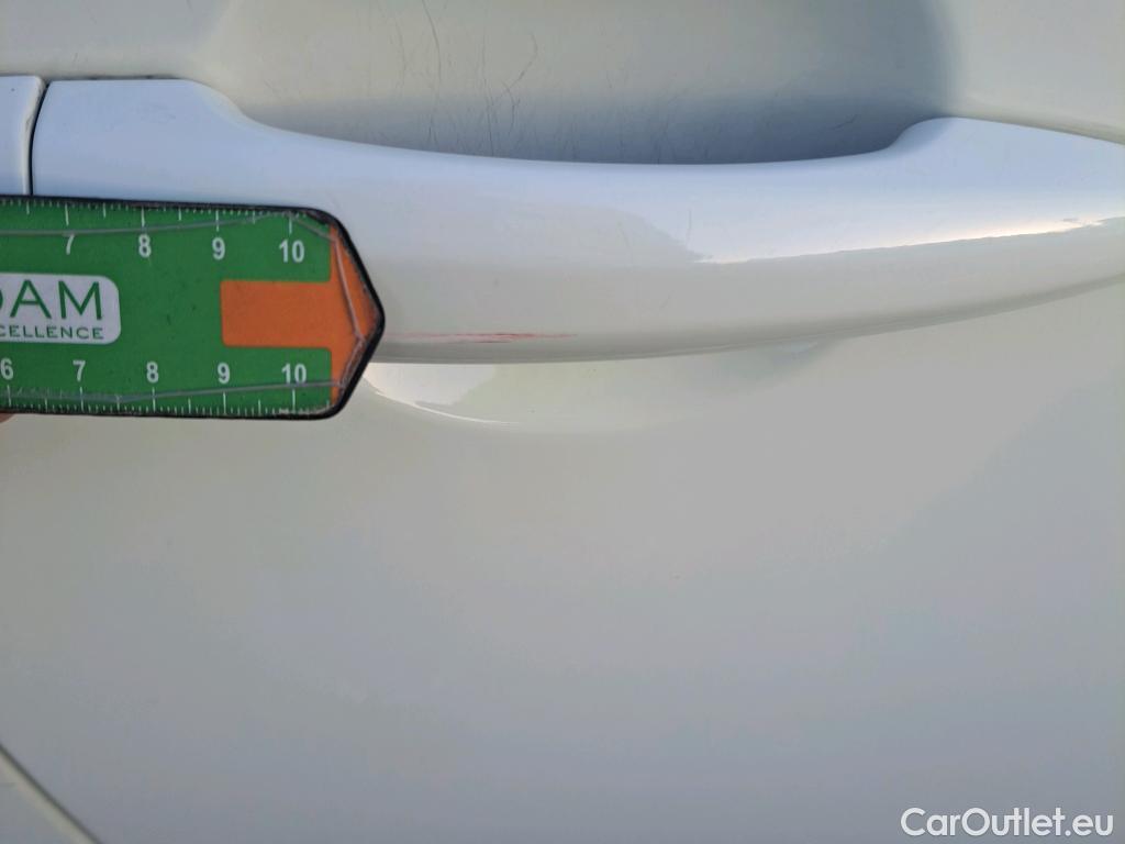  Nissan  Qashqai NISSAN  / 2021 / 5P / todoterreno DIG-T 103kW (140CV) mHEV 4x2 Acenta #23