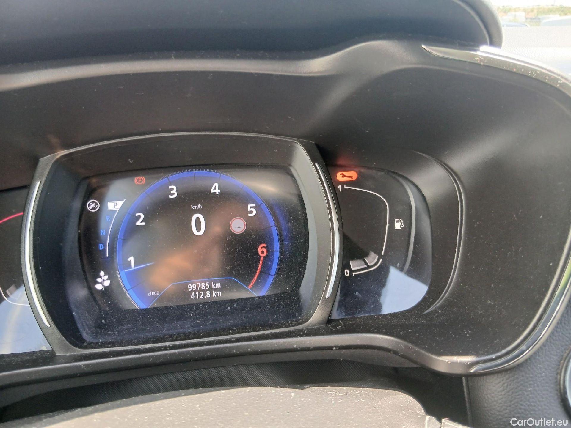  Renault  Kadjar RENAULT  / 2019 / 5P / crossover Zen GPF TCe 103kW (140CV) EDC #3