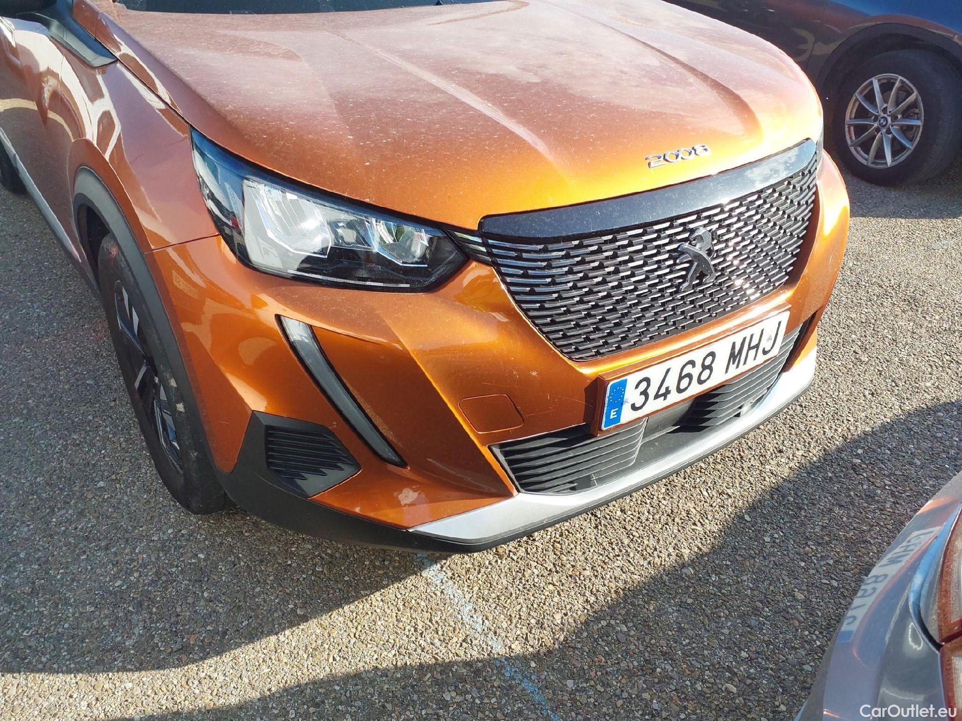 Peugeot  2008  Allure 1.2 PureTech 130CV MT6 E6d #26