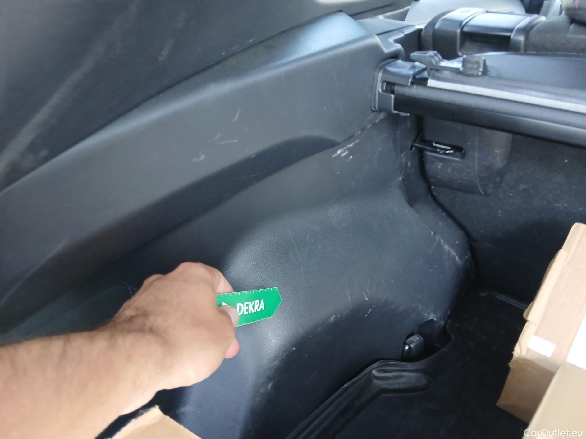  Toyota  RAV4 TOYOTA  / 2018 / 5P / todoterreno 2.5l PLUG-IN 300PH (e-CVT) Advance #52