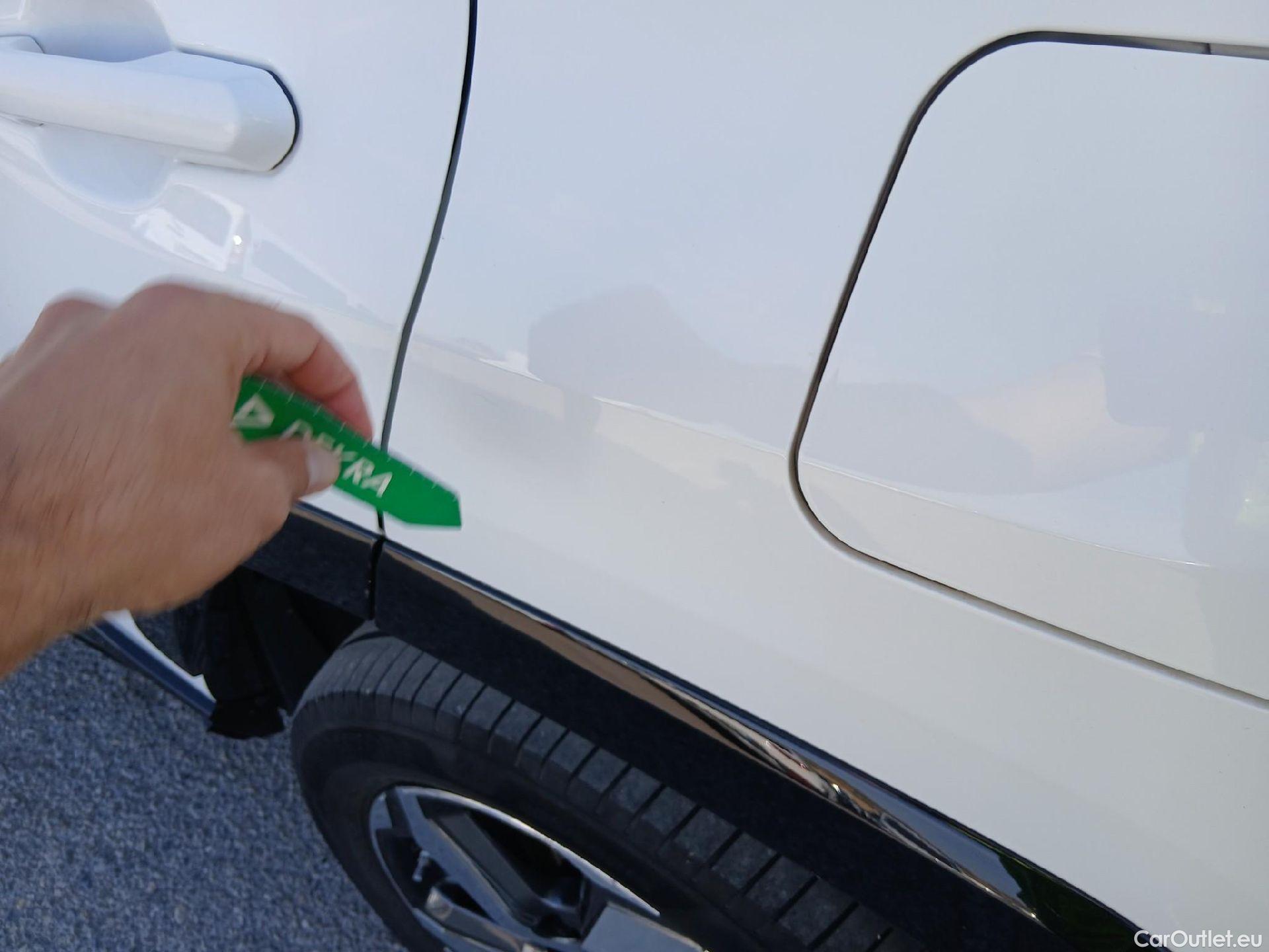  Toyota  RAV4 TOYOTA  / 2018 / 5P / todoterreno 2.5l PLUG-IN 300PH (e-CVT) Advance #23