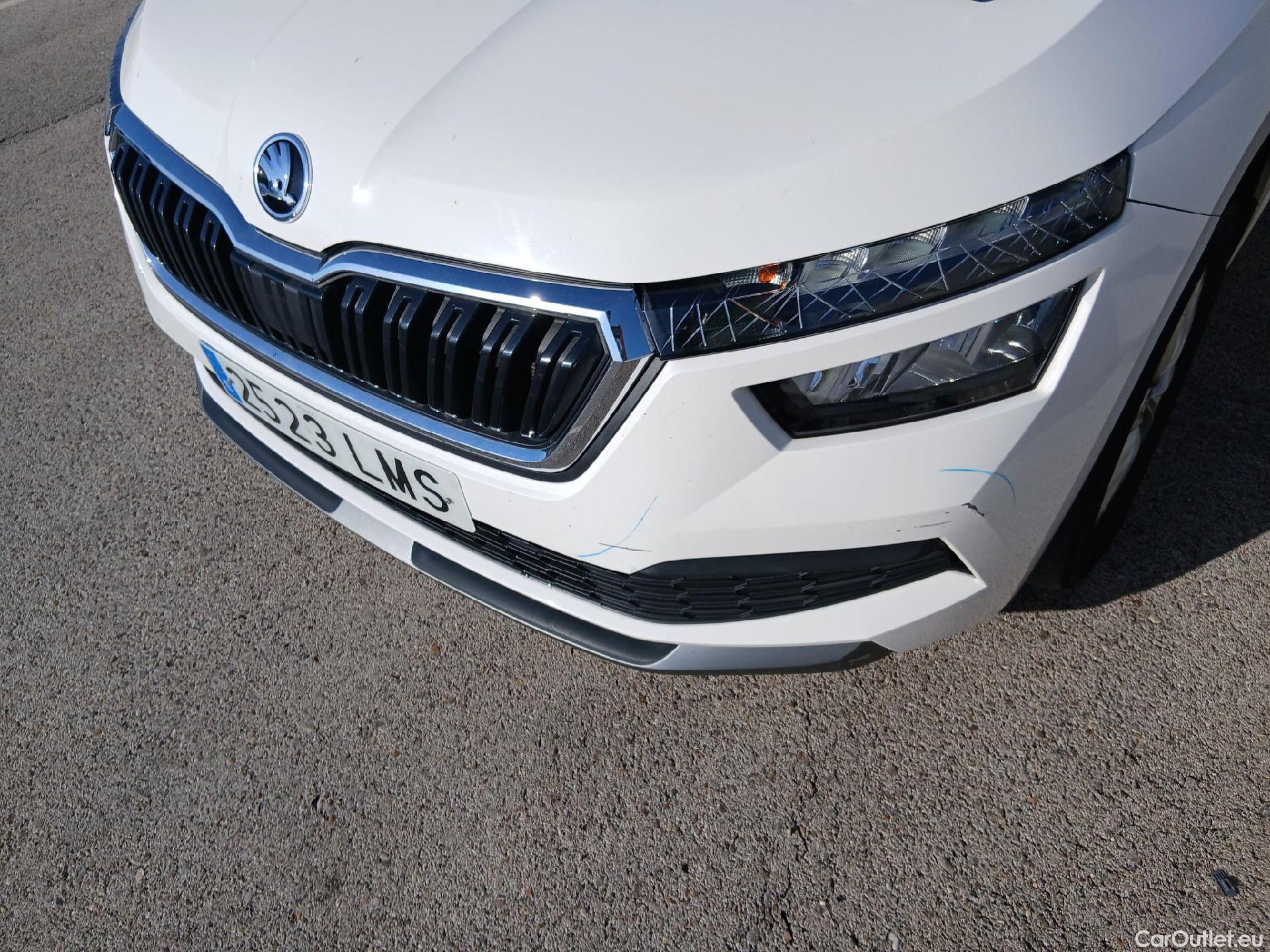  Skoda  KAMIQ SKODA  1.0 TSI 81kW (110CV) DSG Ambition #5