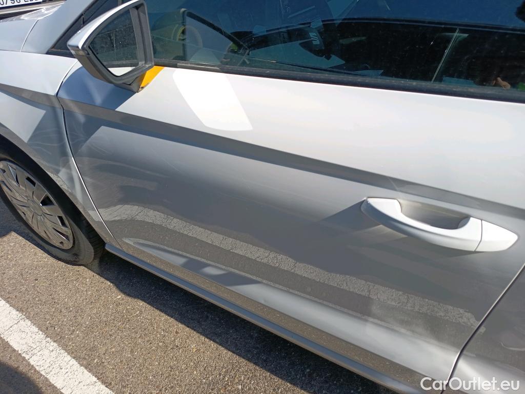 Seat  Ibiza SEAT  / 2017 / 5P / berlina con portón 1.0 MPI 59kW (80CV) Reference XL(SP) #34