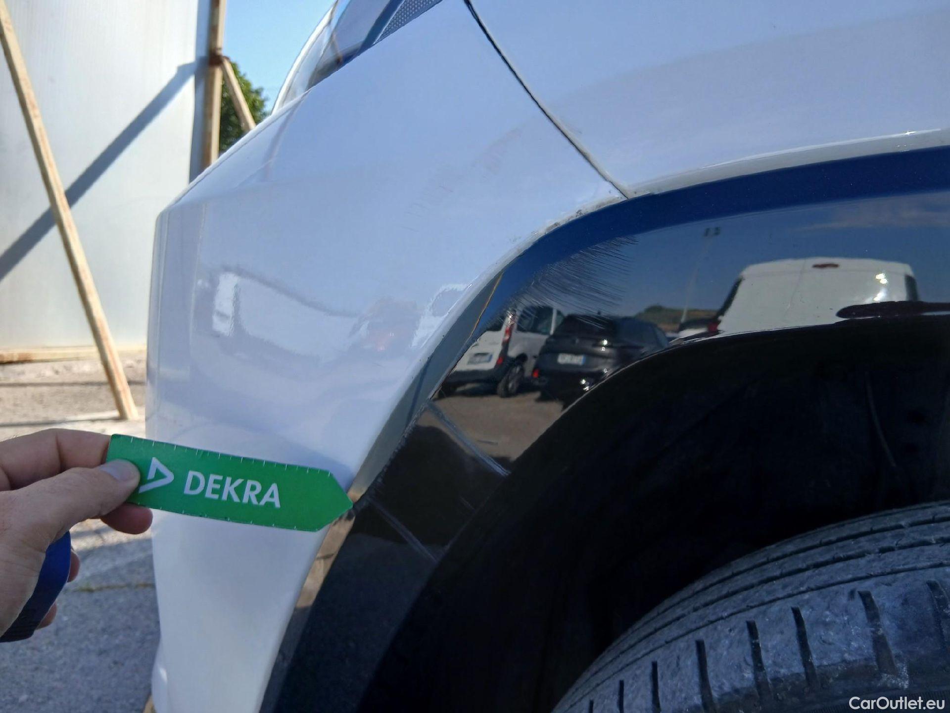  Toyota  RAV4 TOYOTA  / 2018 / 5P / todoterreno 2.5l PLUG-IN 300PH (e-CVT) Advance #10