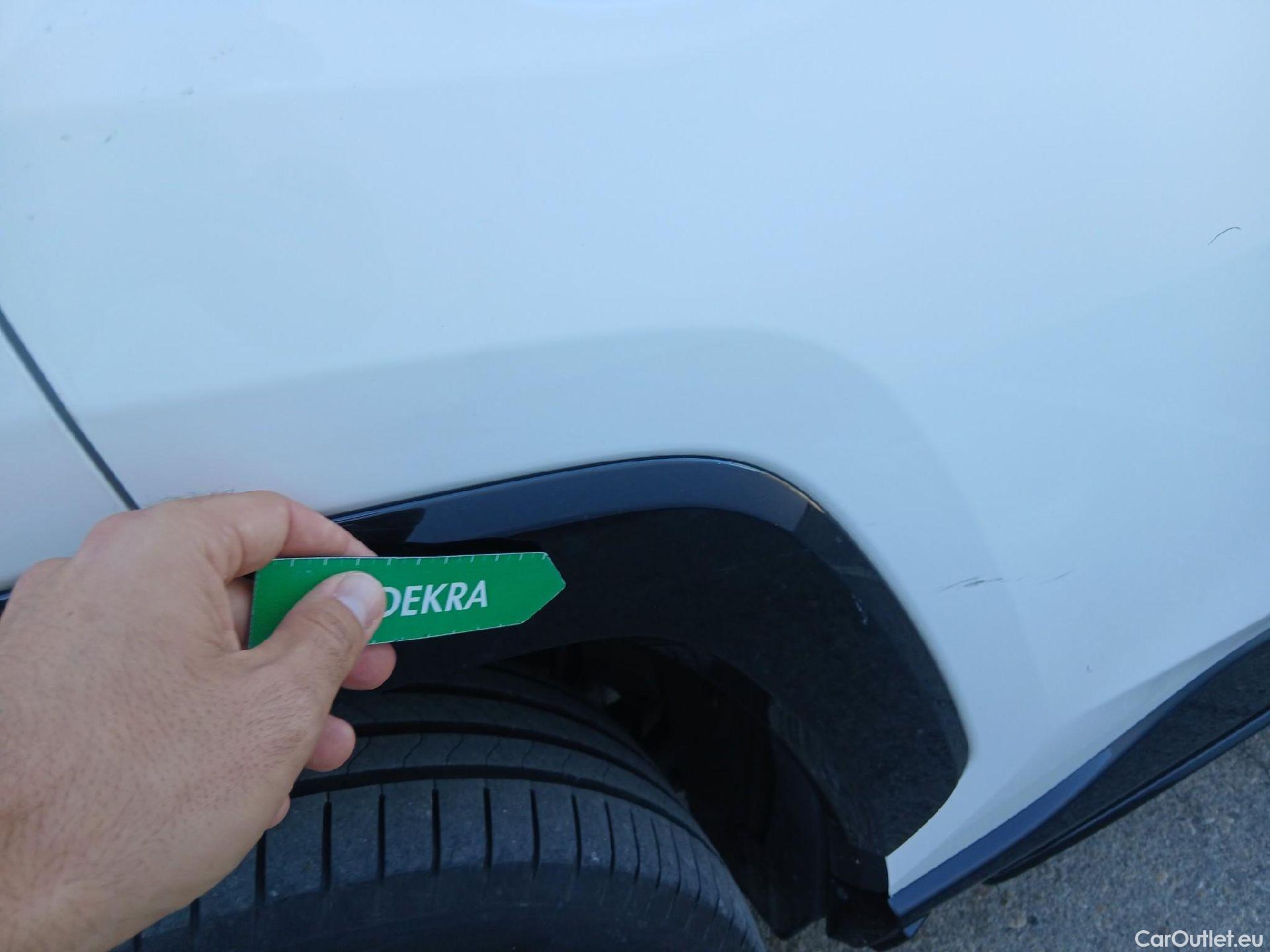  Toyota  RAV4 TOYOTA  / 2018 / 5P / todoterreno 2.5l PLUG-IN 300PH (e-CVT) Advance #36