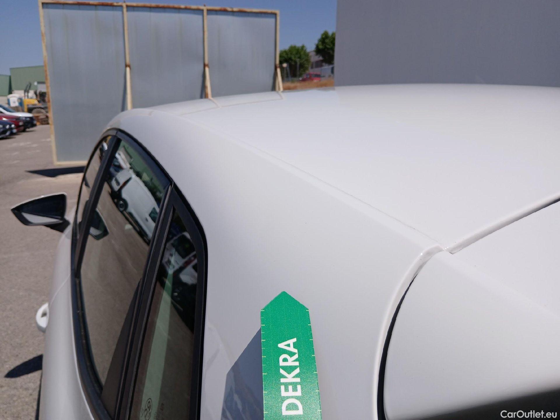  Seat  Ibiza SEAT  / 2017 / 5P / berlina con portón 1.0 TSI 81kW (110CV) Style #28
