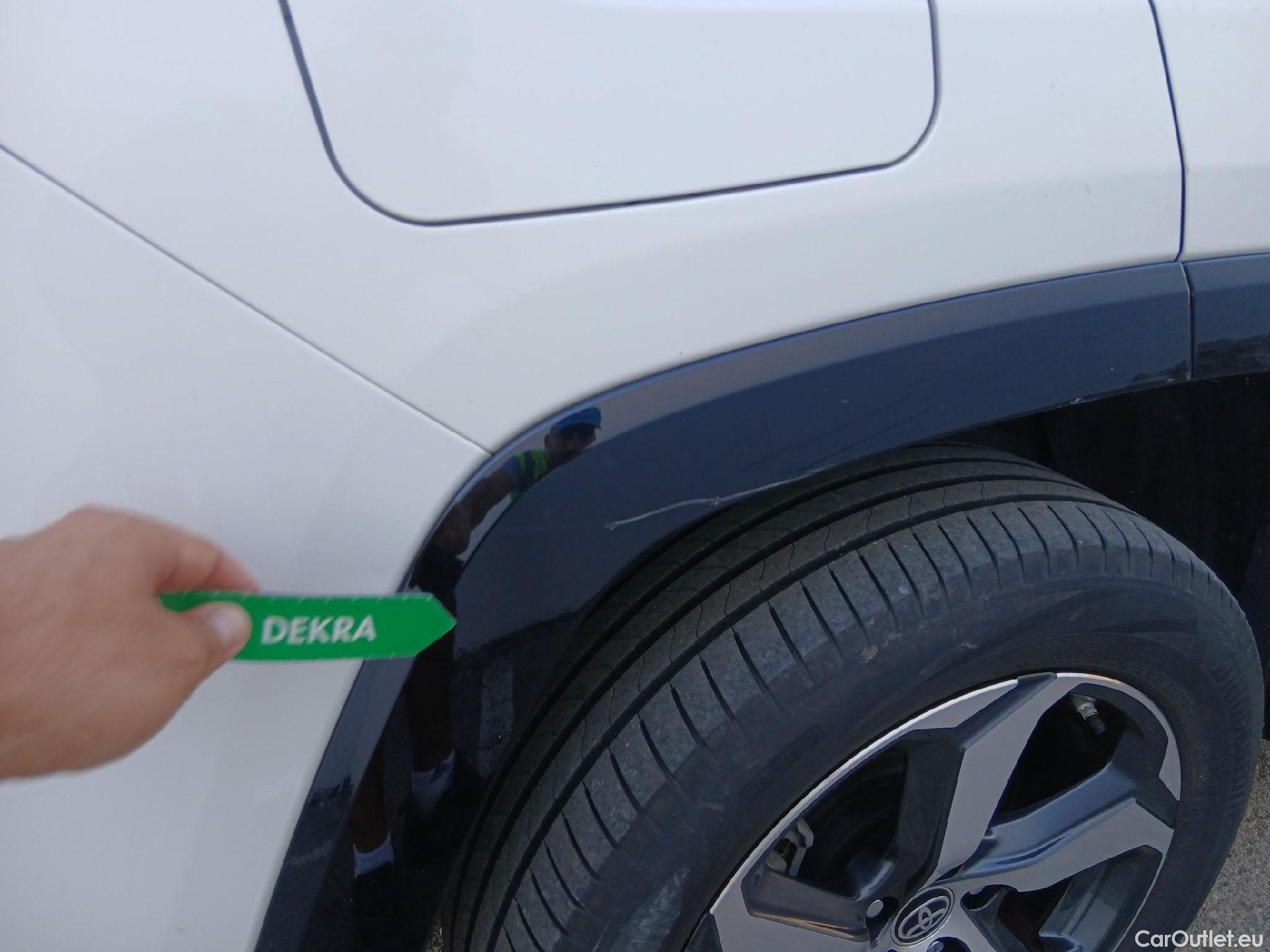  Toyota  RAV4 TOYOTA  / 2018 / 5P / todoterreno 2.5l PLUG-IN 300PH (e-CVT) Advance #33