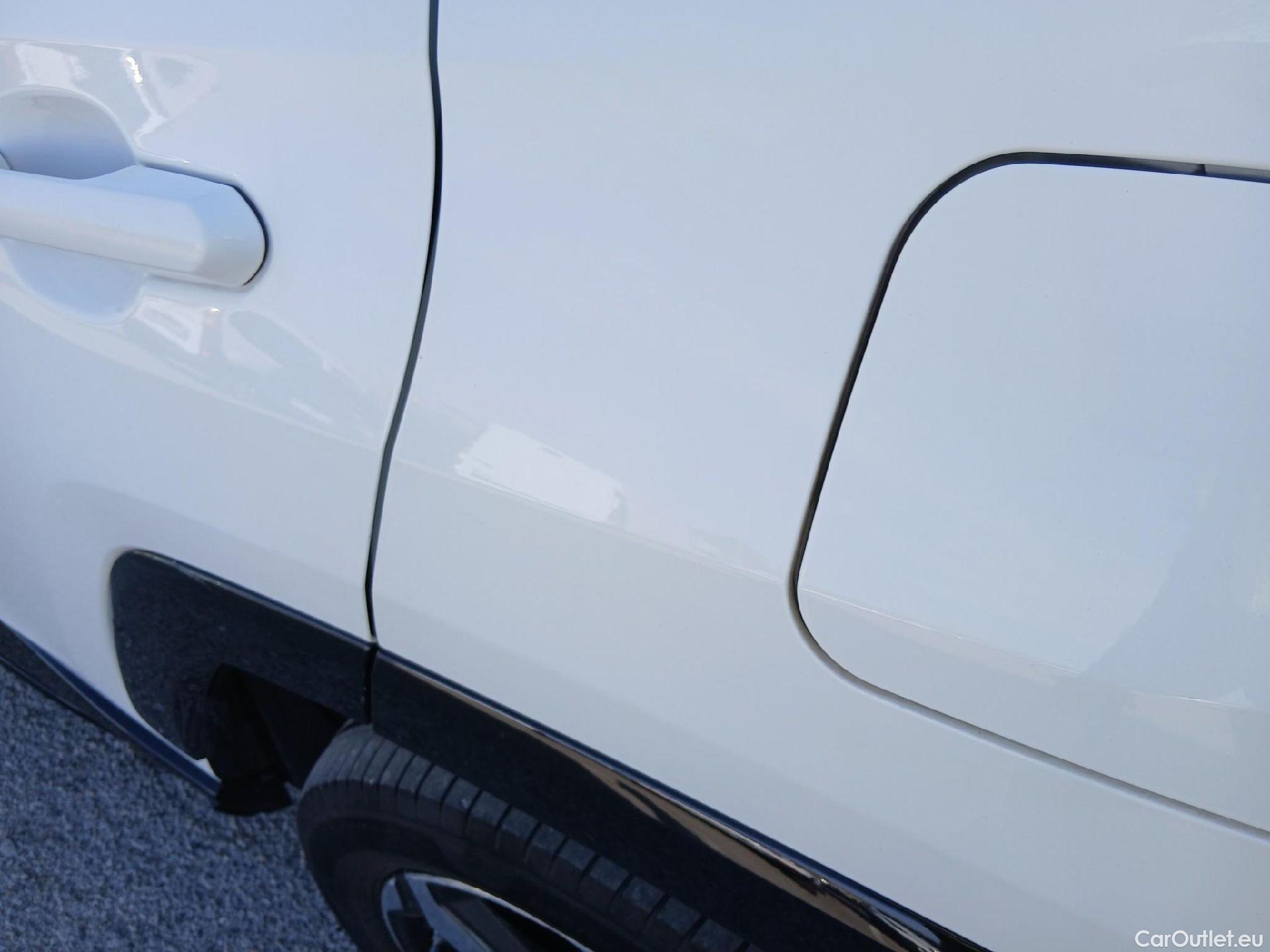  Toyota  RAV4 TOYOTA  / 2018 / 5P / todoterreno 2.5l PLUG-IN 300PH (e-CVT) Advance #22