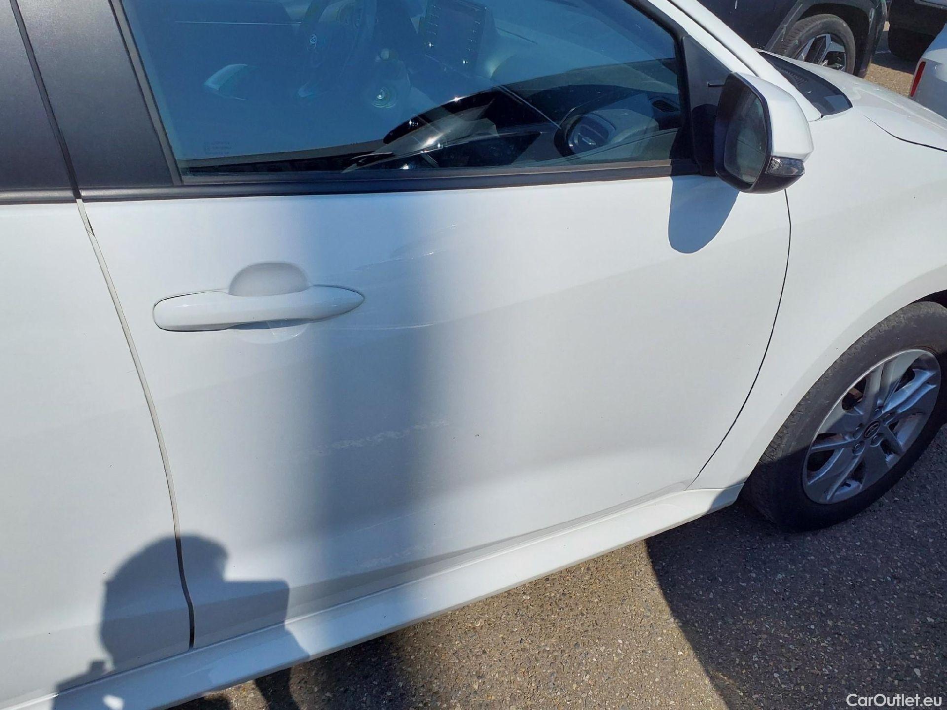  Toyota  Yaris TOYOTA  1.5 120H Business Plus #12