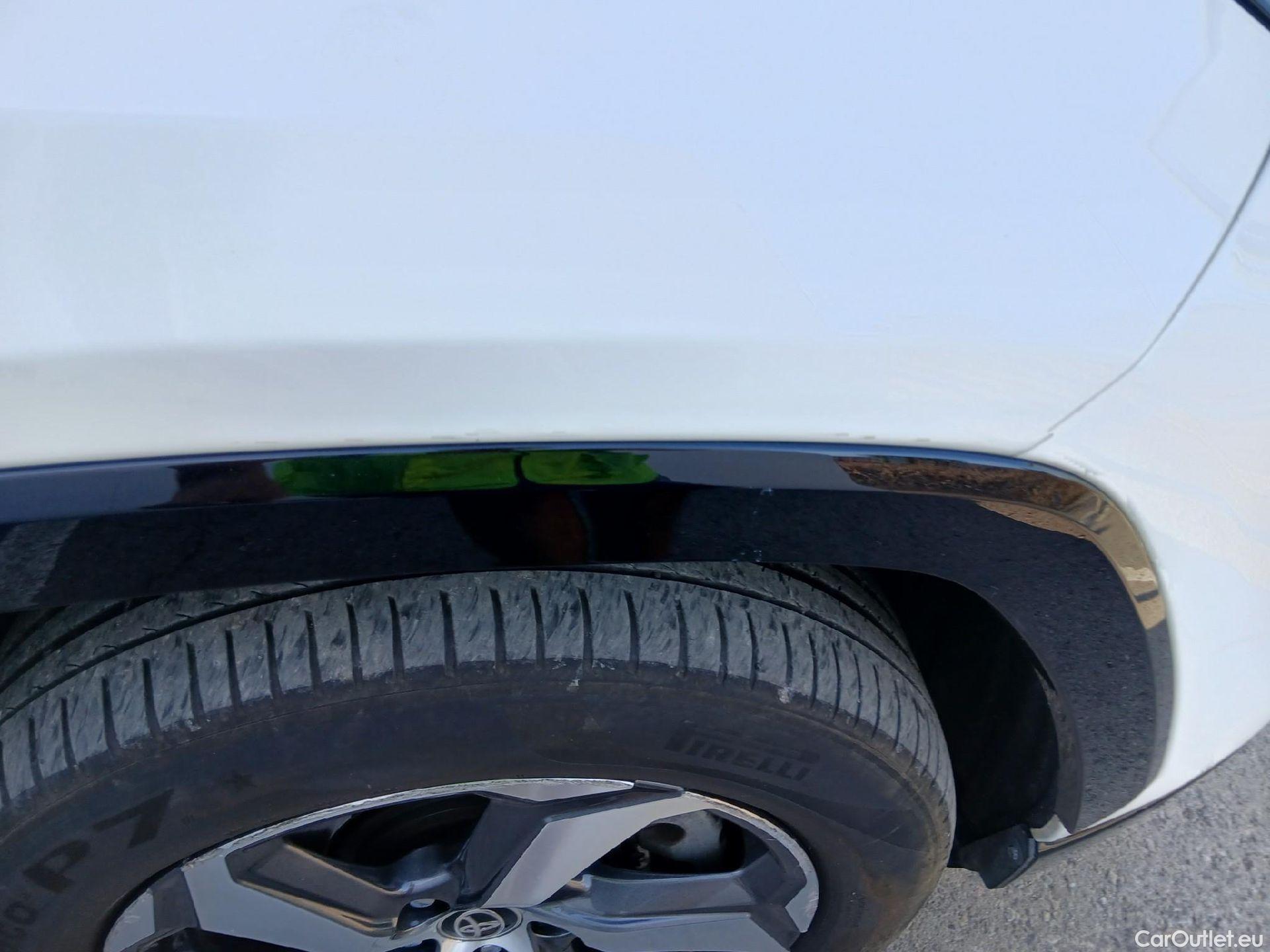  Toyota  RAV4 TOYOTA  / 2018 / 5P / todoterreno 2.5l PLUG-IN 300PH (e-CVT) Advance #45