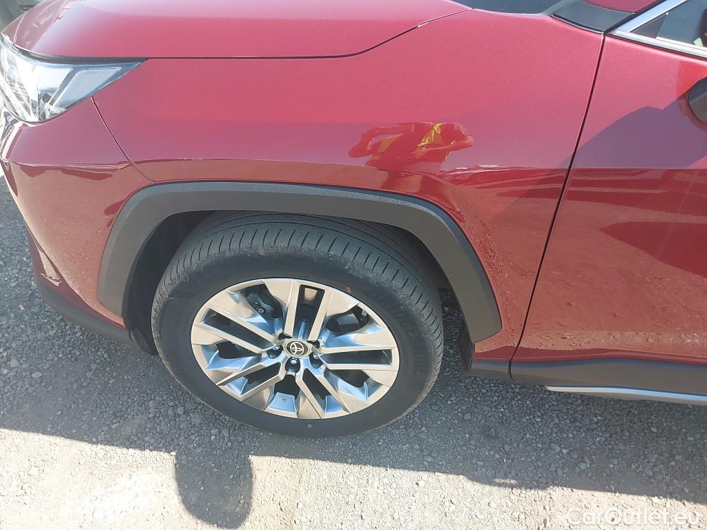  Toyota  RAV4 TOYOTA  / 2018 / 5P / todoterreno 2.5l 220H Luxury #13