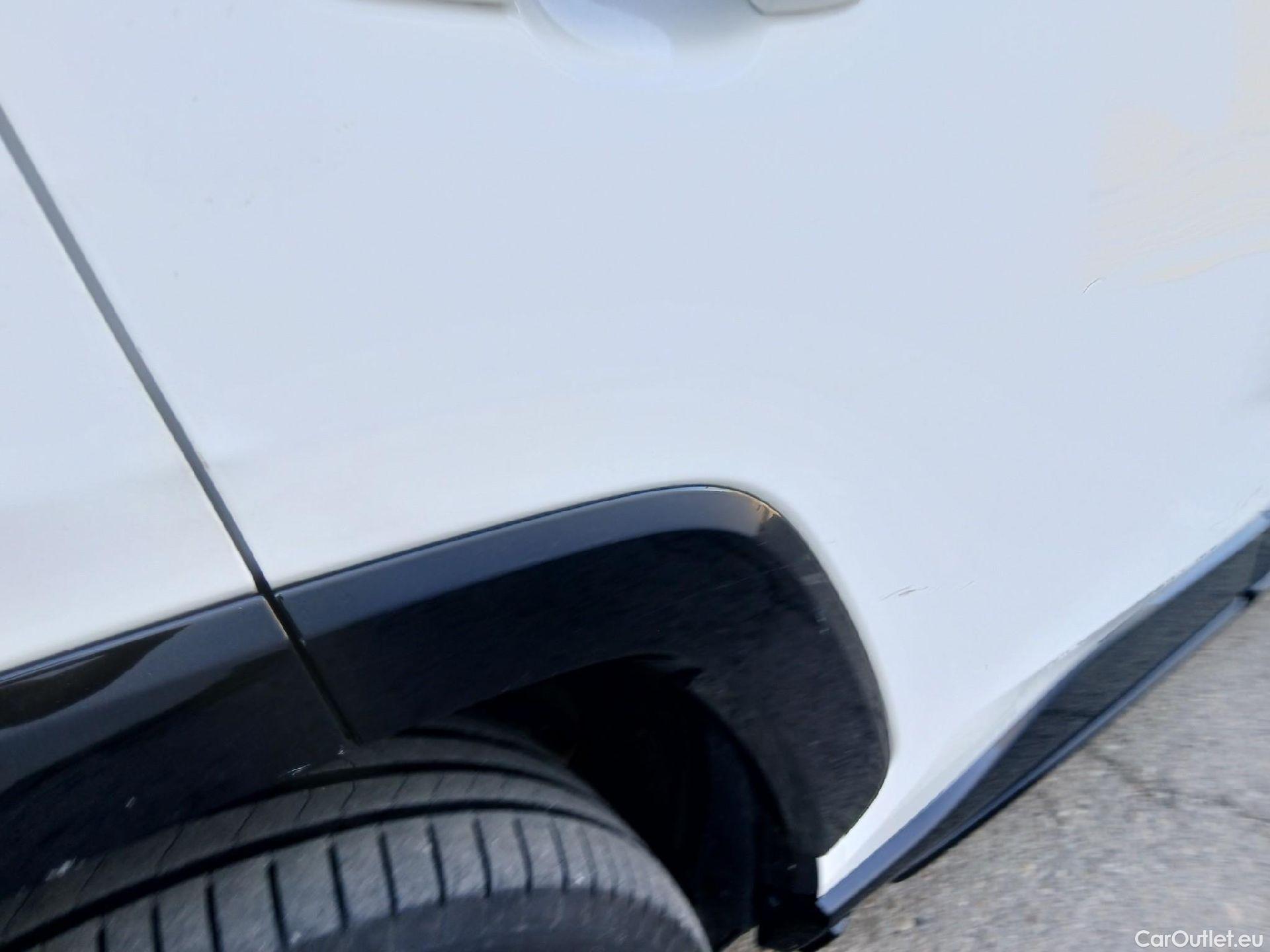  Toyota  RAV4 TOYOTA  / 2018 / 5P / todoterreno 2.5l PLUG-IN 300PH (e-CVT) Advance #37