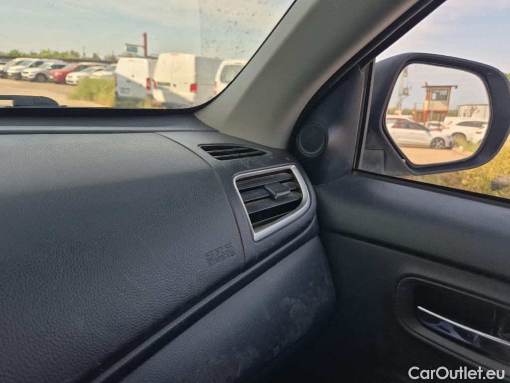  Mitsubishi  L200 MITSUBISHI  / 2019 / 4P / pickup C/C 220 DI-D M-Pro #34