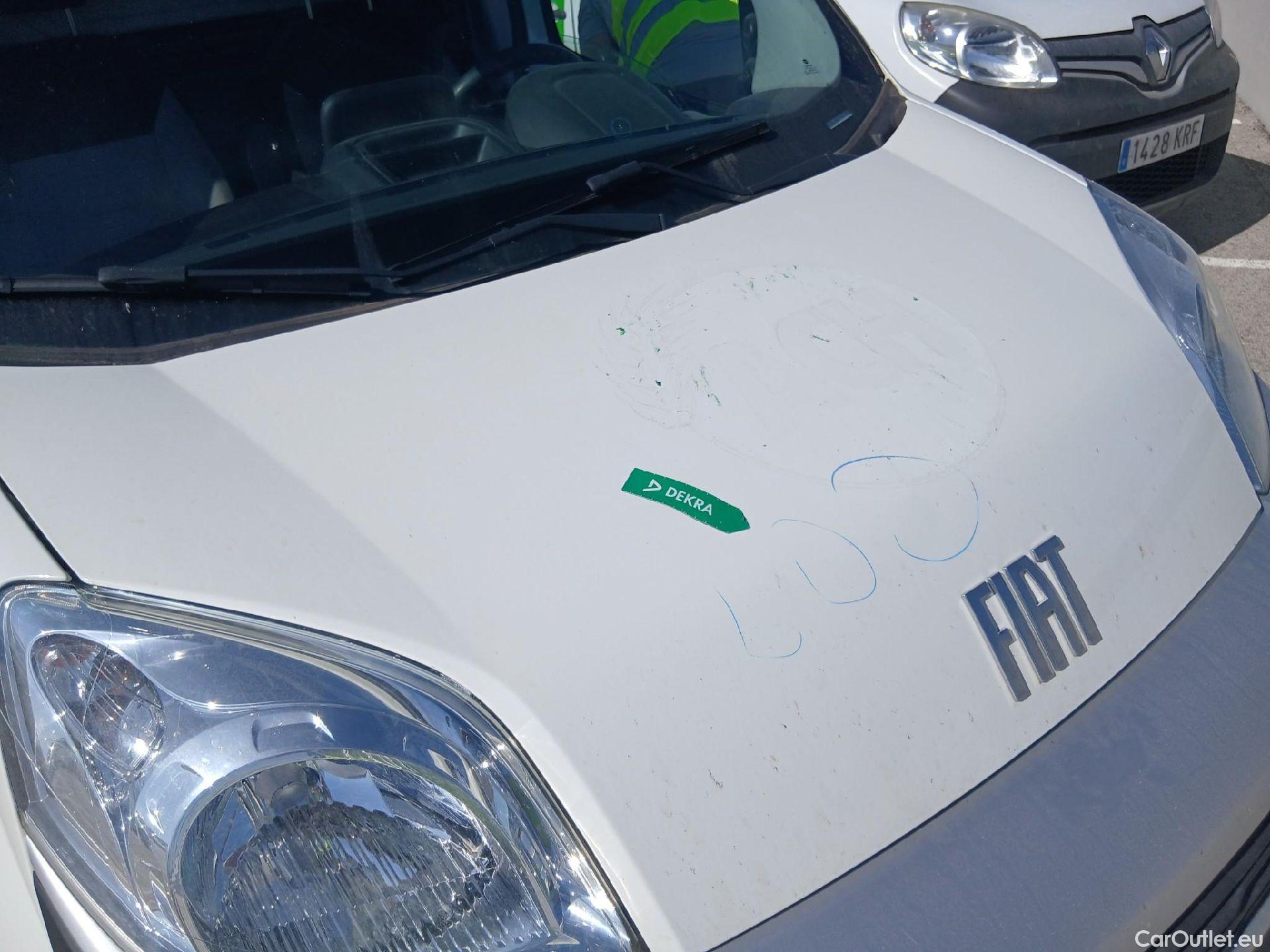  Fiat  Fiorino FIAT  / 2016 / 4P / furgón derivado de turismo Cargo SX N1 1.3 MJet 70 kW (95 CV) #4