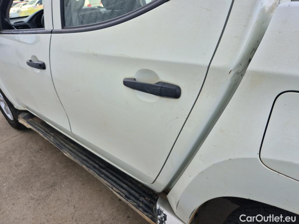 Mitsubishi  L200 MITSUBISHI  / 2019 / 4P / pickup C/C 220 DI-D M-Pro #66