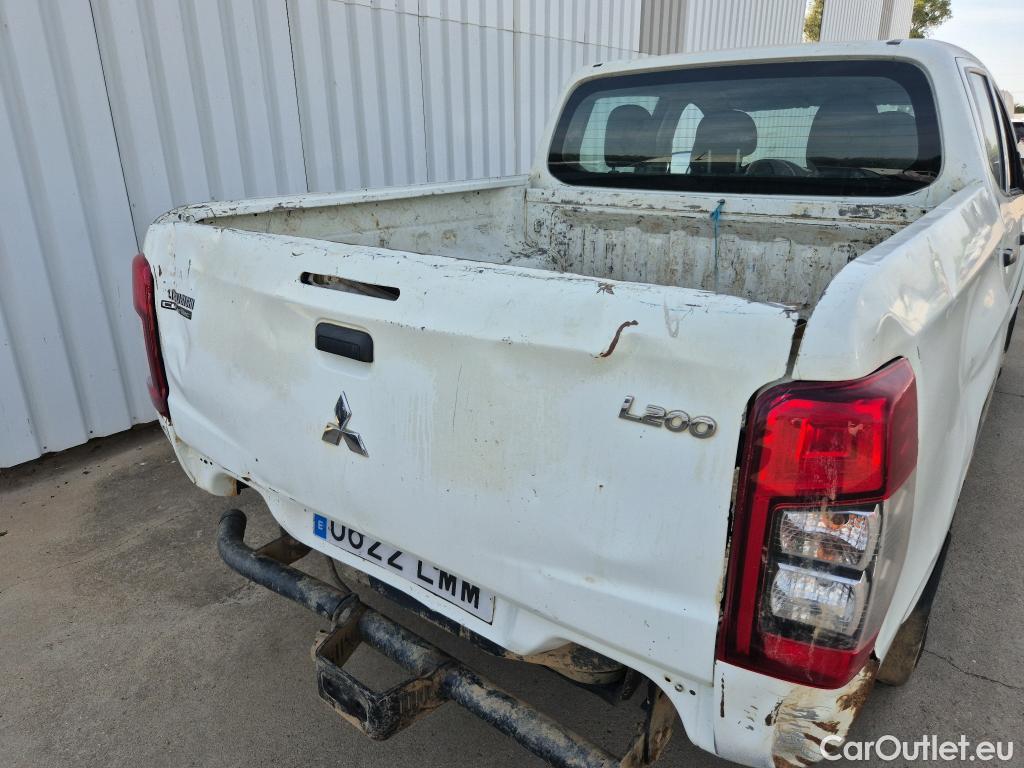  Mitsubishi  L200 MITSUBISHI  / 2019 / 4P / pickup C/C 220 DI-D M-Pro #1