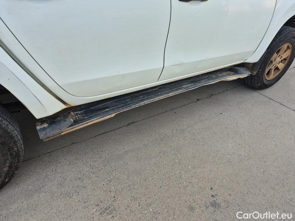  Mitsubishi  L200 MITSUBISHI  / 2019 / 4P / pickup C/C 220 DI-D M-Pro #7