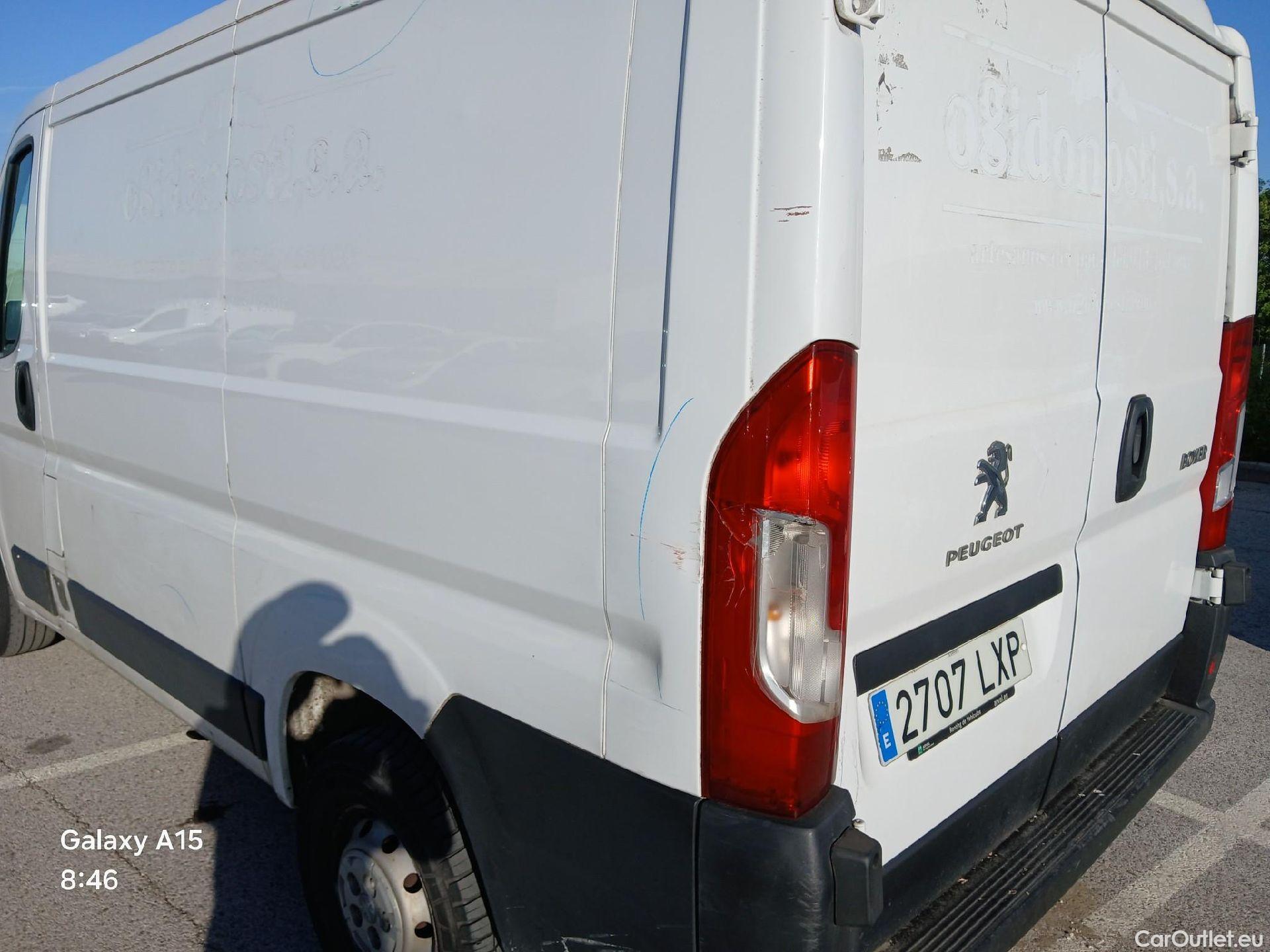  Peugeot  Boxer PEUGEOT  / 2014 / 4P / furgón 330 L1 H1 BHDI 88kW (120CV) S&S 6 Vel. M #51