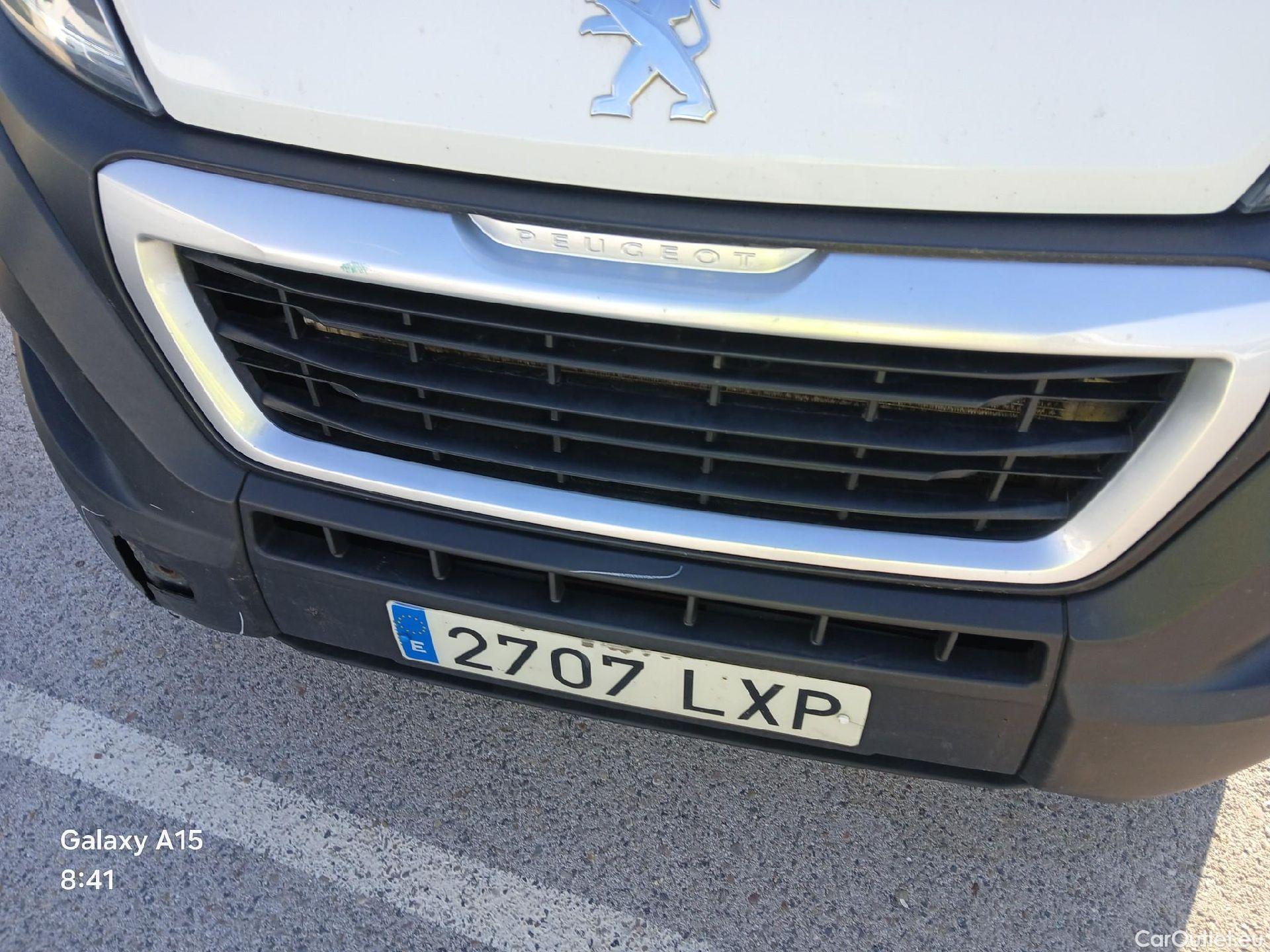  Peugeot  Boxer PEUGEOT  / 2014 / 4P / furgón 330 L1 H1 BHDI 88kW (120CV) S&S 6 Vel. M #32