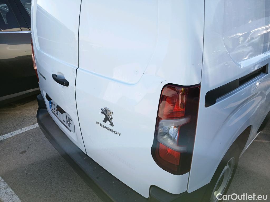  Peugeot  Partner PEUGEOT  / 2018 / 3P / furgón derivado de turismo Pro Standard 600kg BlueHDi 73kW (AC) #1
