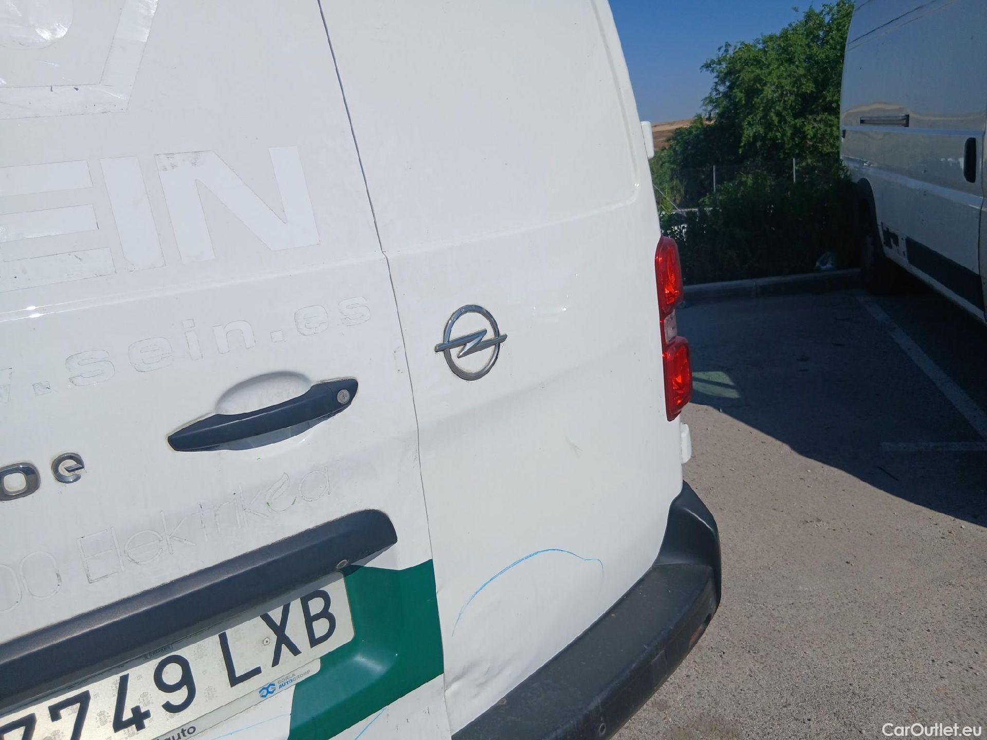  Opel  Vivaro OPEL -e / 2019 / 4P / furgón BEV 330 Select L Std #60