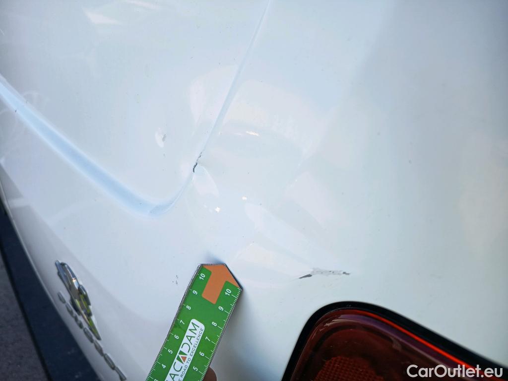  Peugeot  Partner PEUGEOT  / 2018 / 3P / furgón derivado de turismo Pro Standard 600kg BlueHDi 73kW (AC) #2