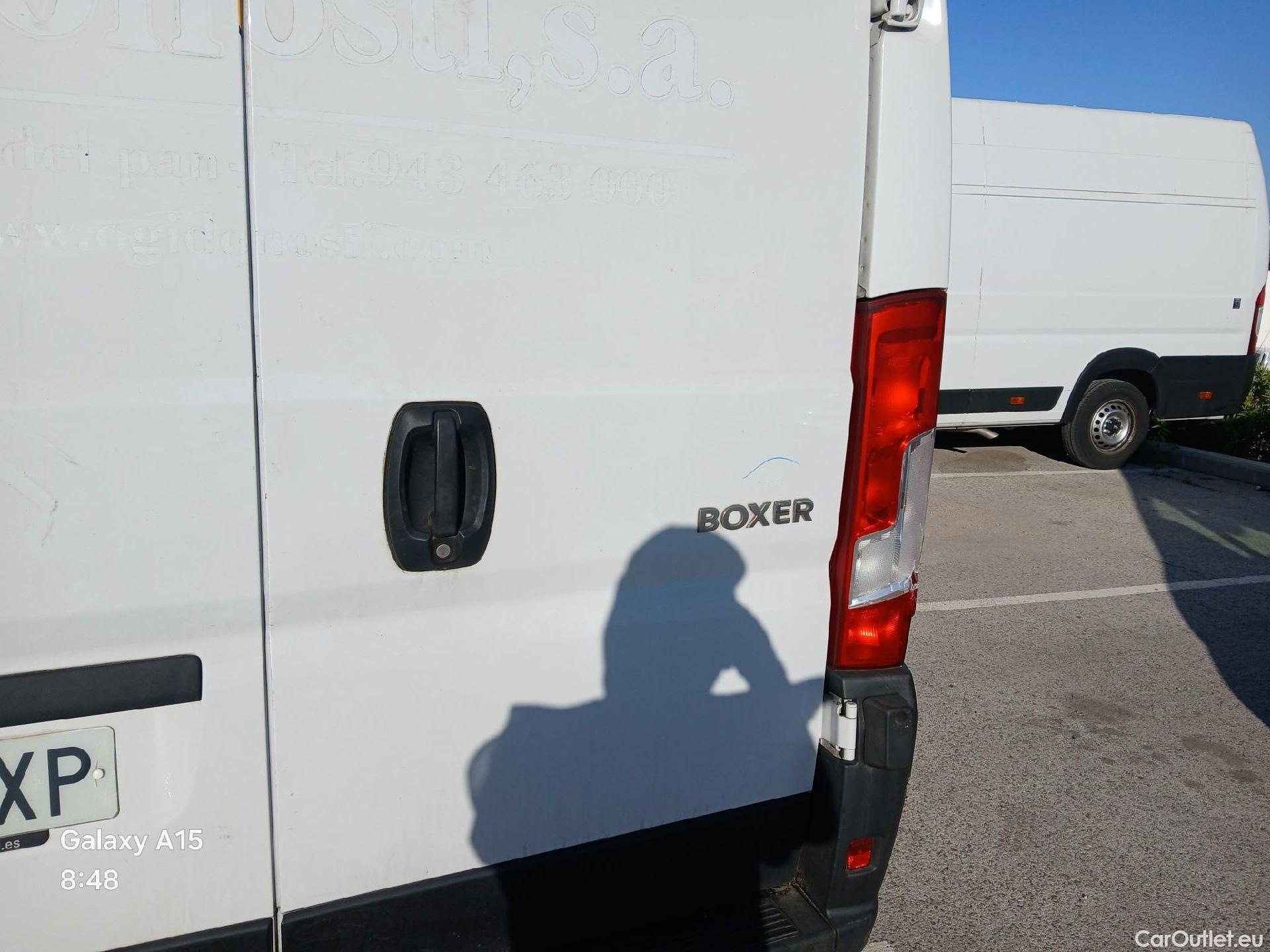  Peugeot  Boxer PEUGEOT  / 2014 / 4P / furgón 330 L1 H1 BHDI 88kW (120CV) S&S 6 Vel. M #60