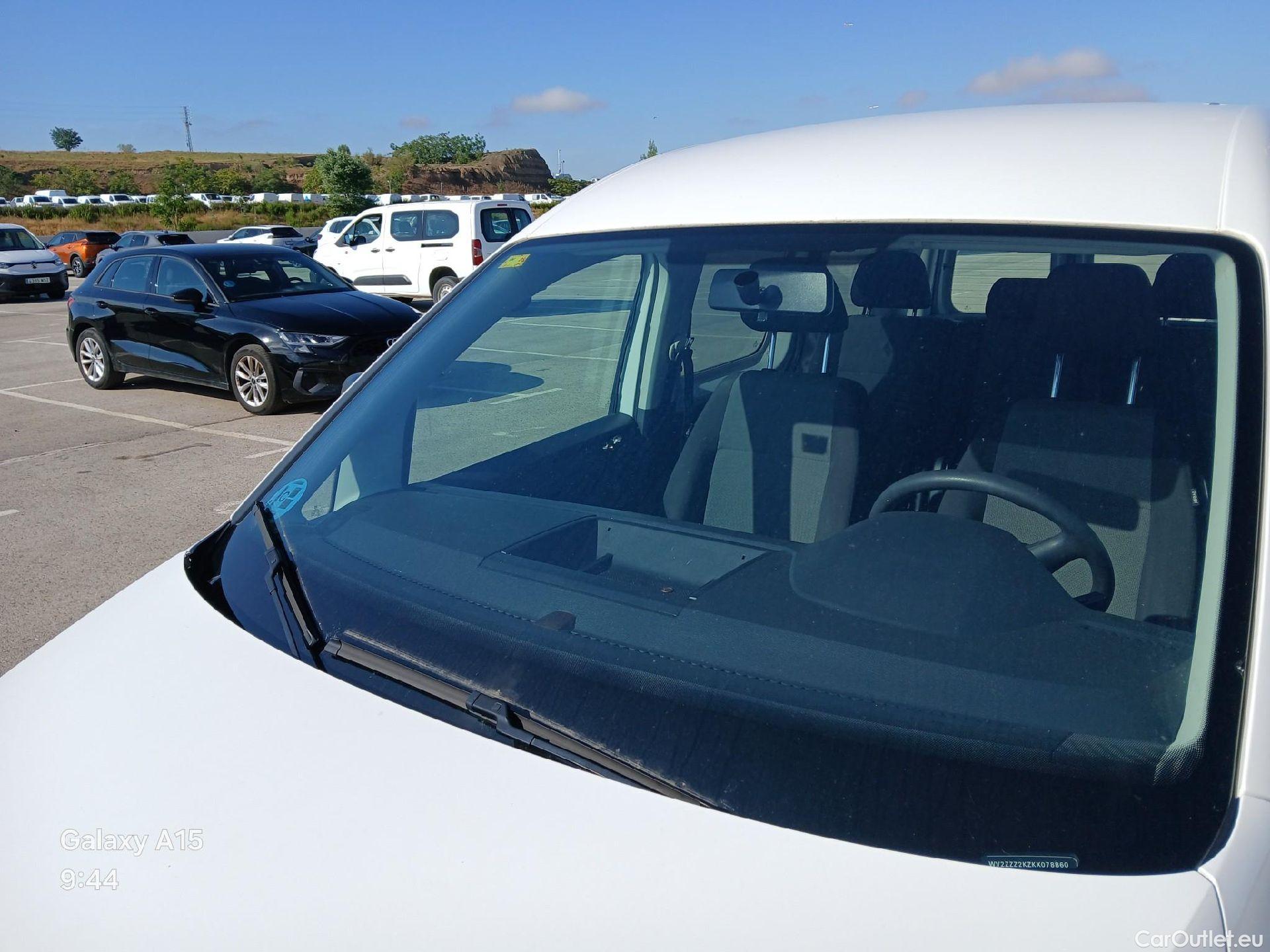  Volkswagen  Caddy VOLKSWAGEN  / 2015 / 4P / combi Profesional Kombi 2.0 TDI 55kW BMT #8
