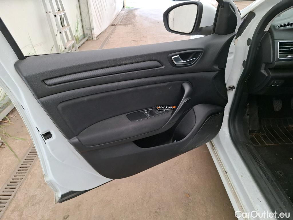  Renault  Megane  IV Berline 5pt. Société Air 1.5 dCi 90CV BVM6 E6 #19