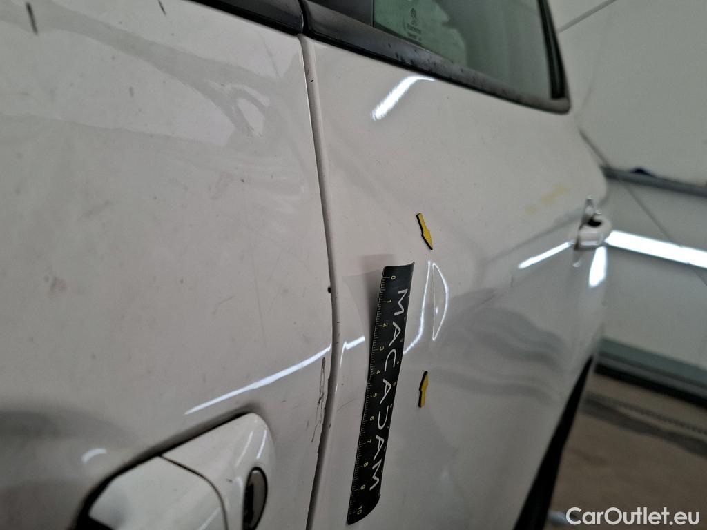  Peugeot  208  Affaire Premium Pack 1.2 80CV BVM5 E6dT #26