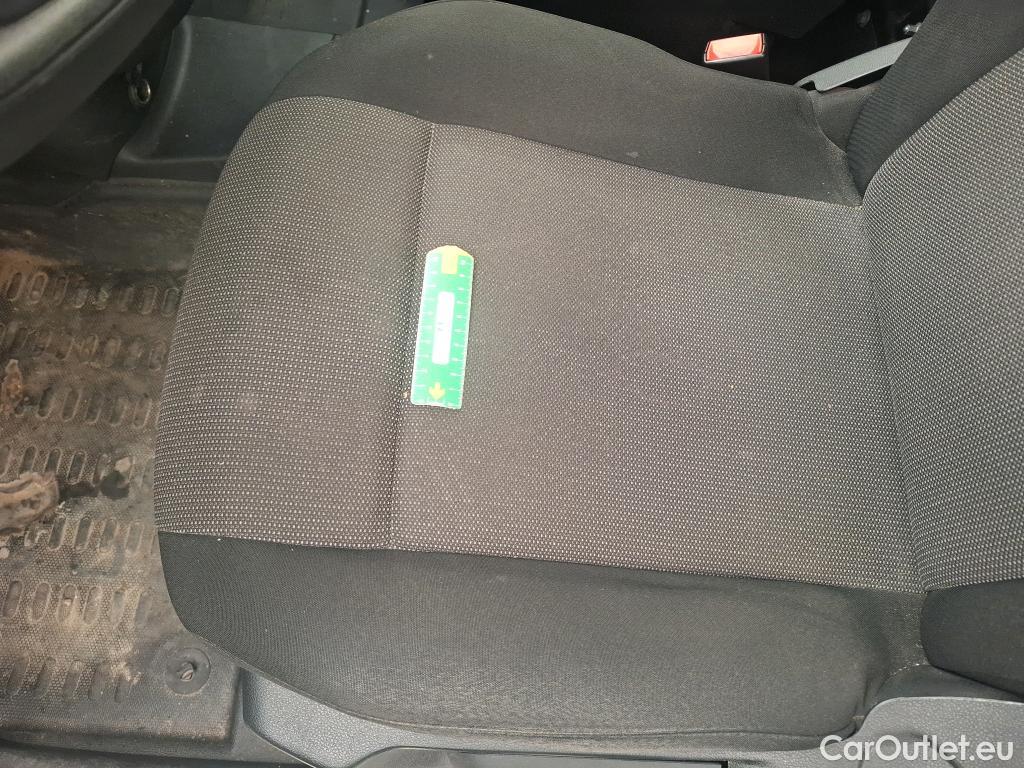  Citroen  Berlingo  Fourgon Club M 650 1.5 BlueHDi 75CV BVM5 E6dT #32