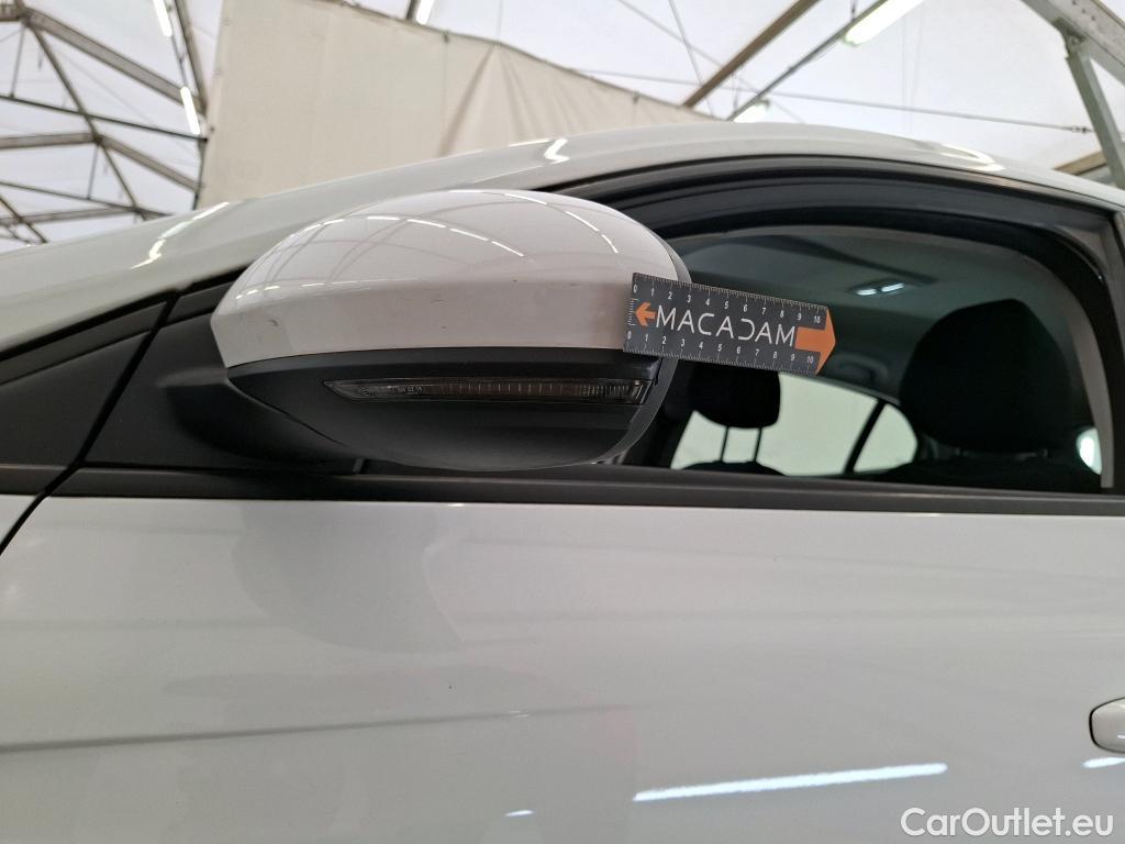  Renault  Megane  IV Berline 5pt. Société Air 1.5 dCi 90CV BVM6 E6 #61