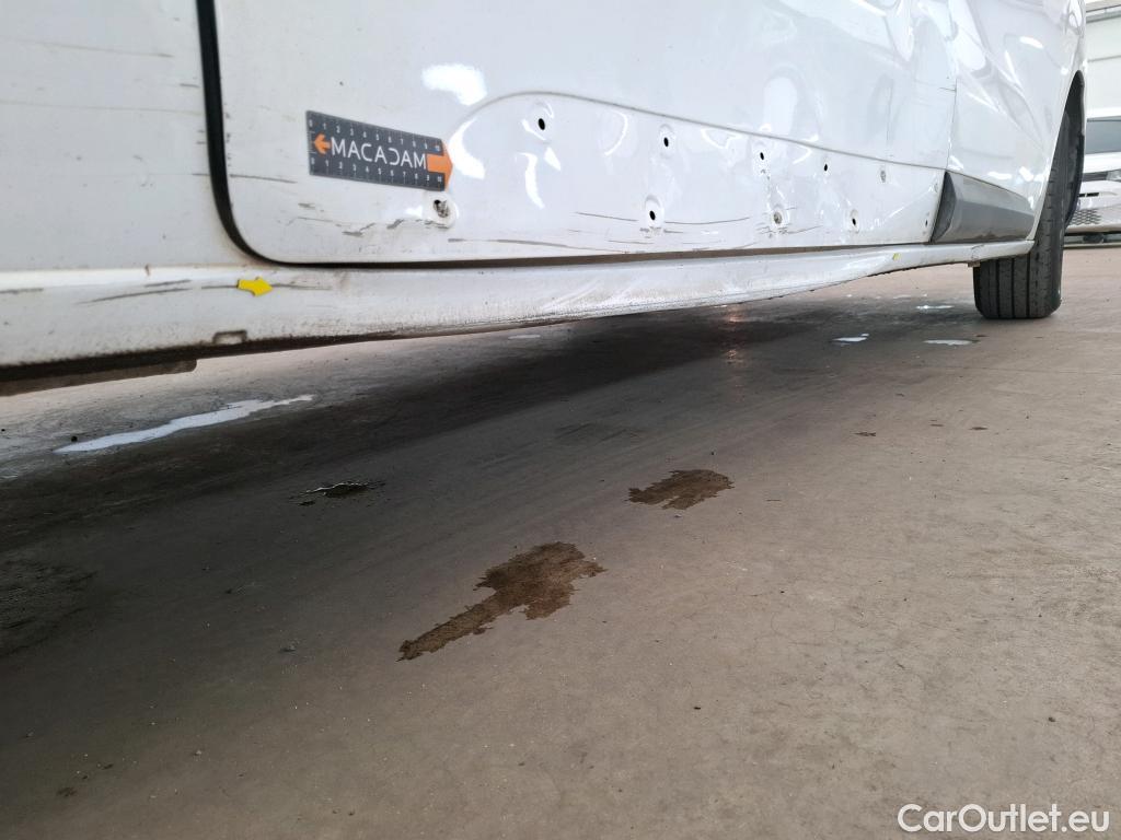  Citroen  Jumpy  Fourgon Club XL 2.0 BlueHDi 120CV BVM6 E6dT #2