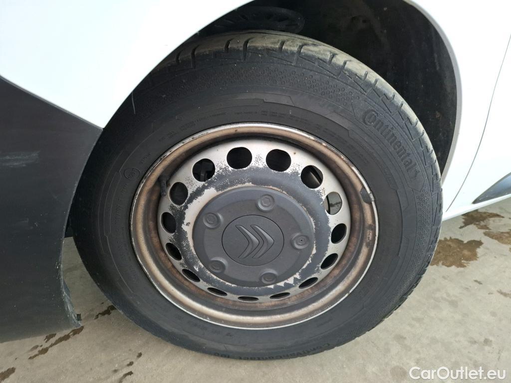  Citroen  Jumpy  Fourgon Club M 2.0 BlueHDi 120CV BVM6 E6d #28