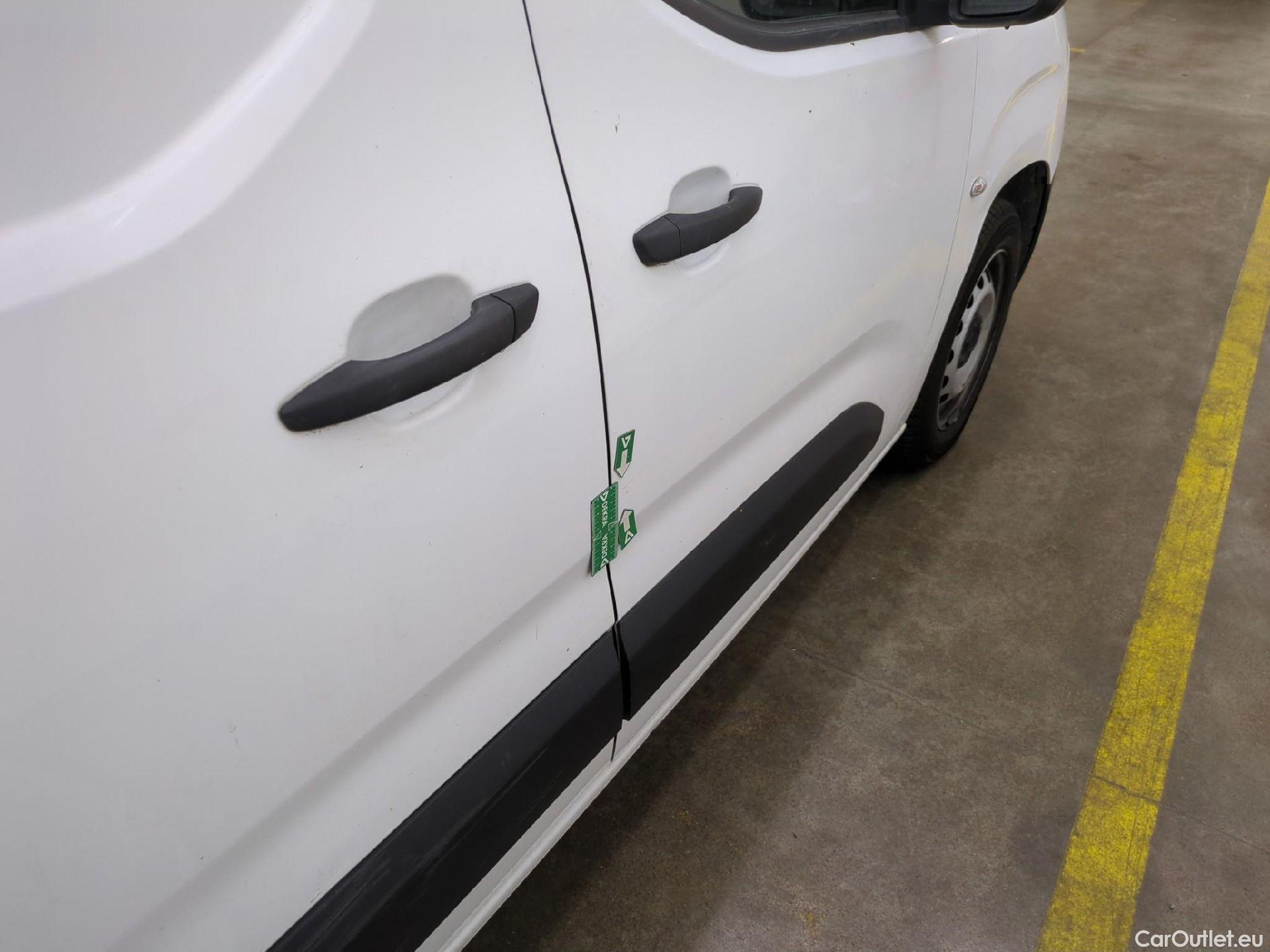  Citroen  Berlingo  Fourgon Club XL 950 1.5 BlueHDi 100CV BVM5 E6dT #21