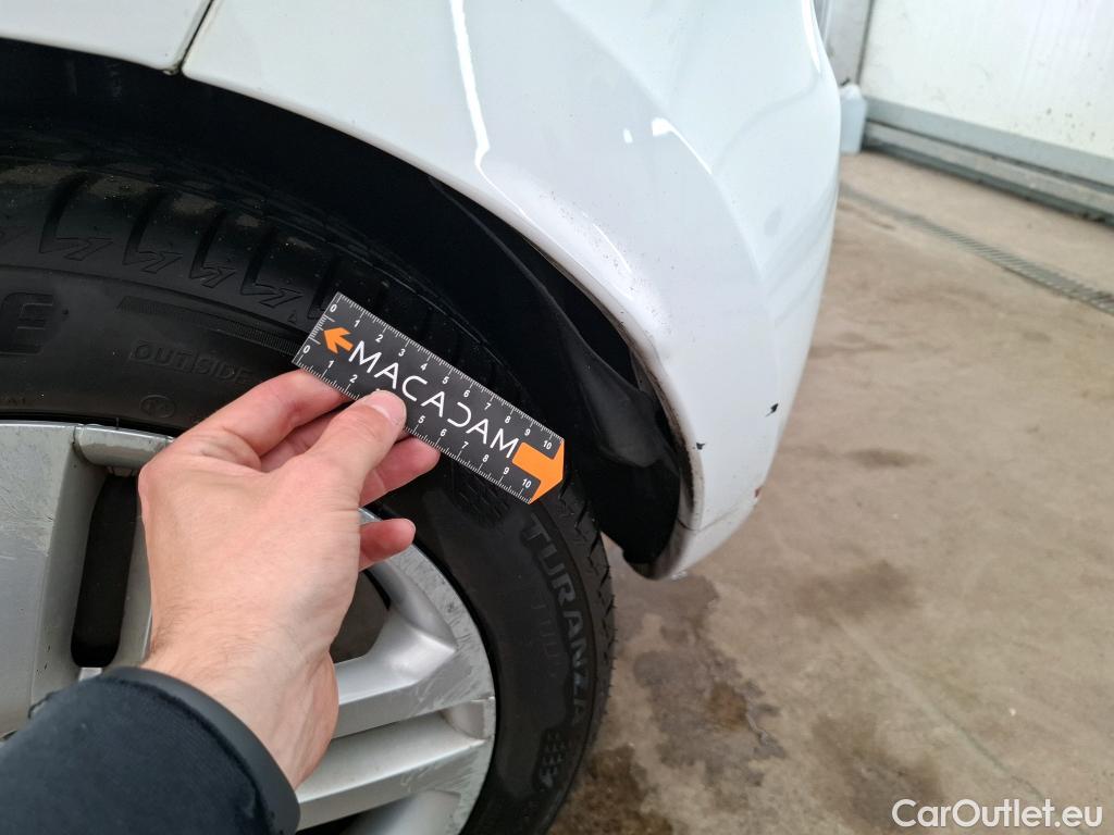  Renault  Clio  IV Business 0.9 TCe 90CV BVM5 E6 #62