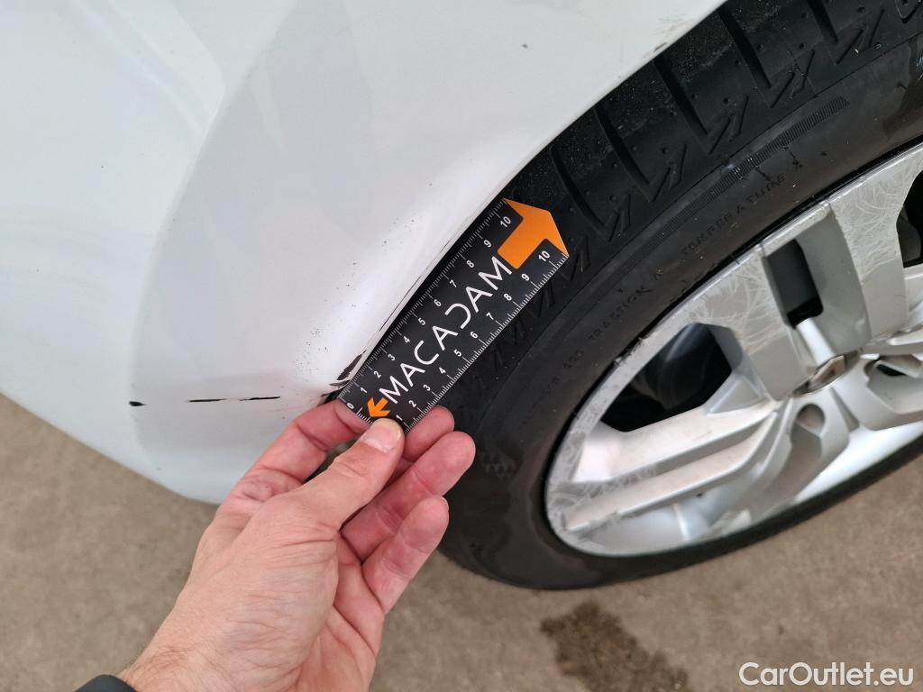  Renault  Clio  IV Business 0.9 TCe 90CV BVM5 E6 #16