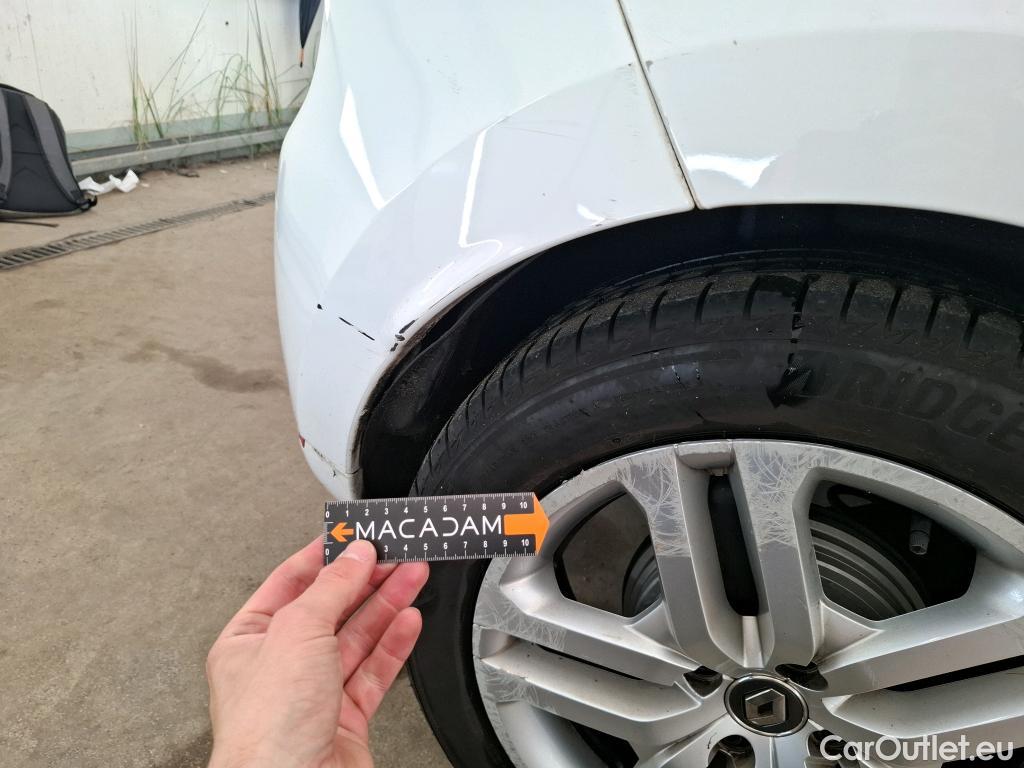  Renault  Clio  IV Business 0.9 TCe 90CV BVM5 E6 #64